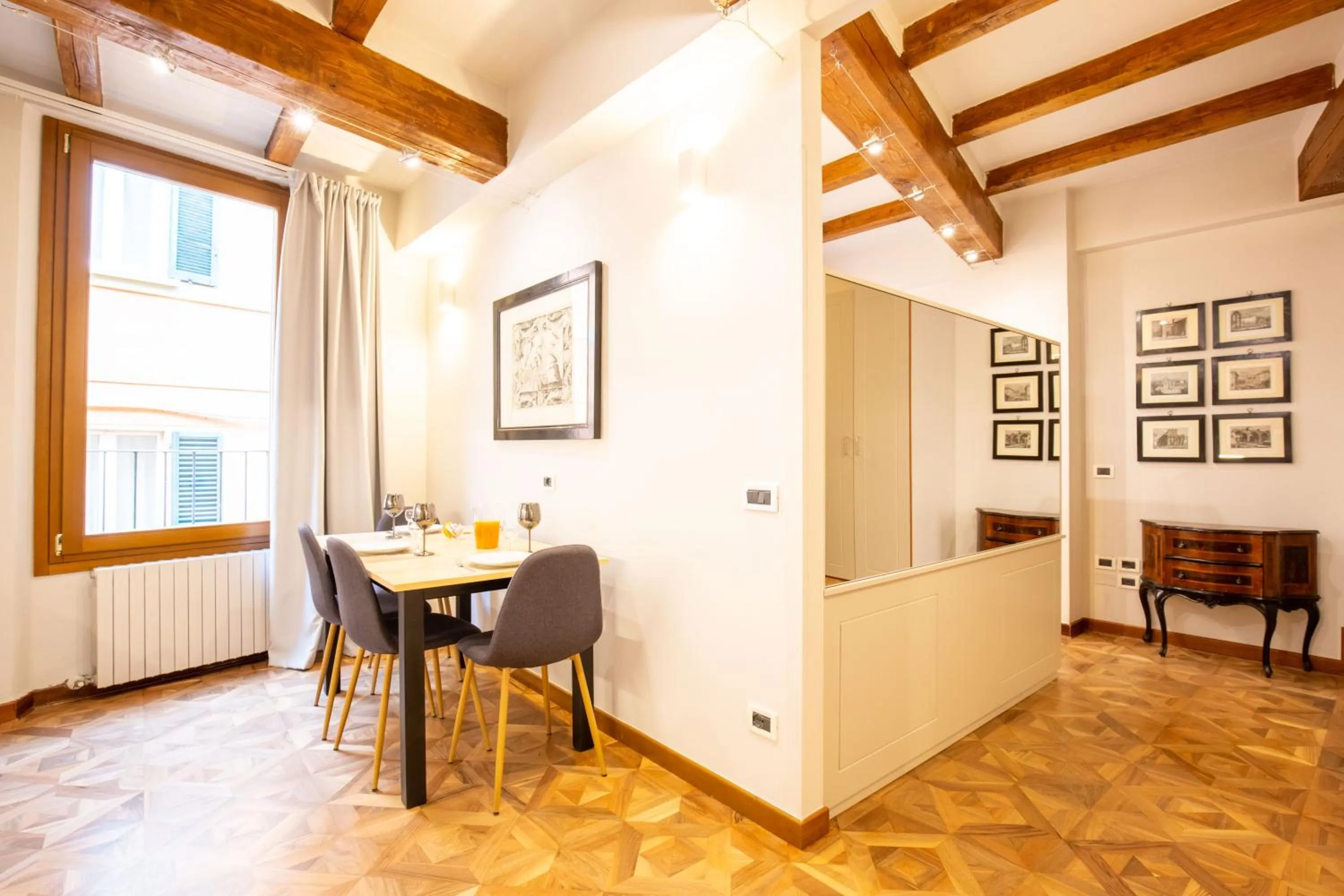 Seating area in BolognaRoomscom - Falegnami Boutique