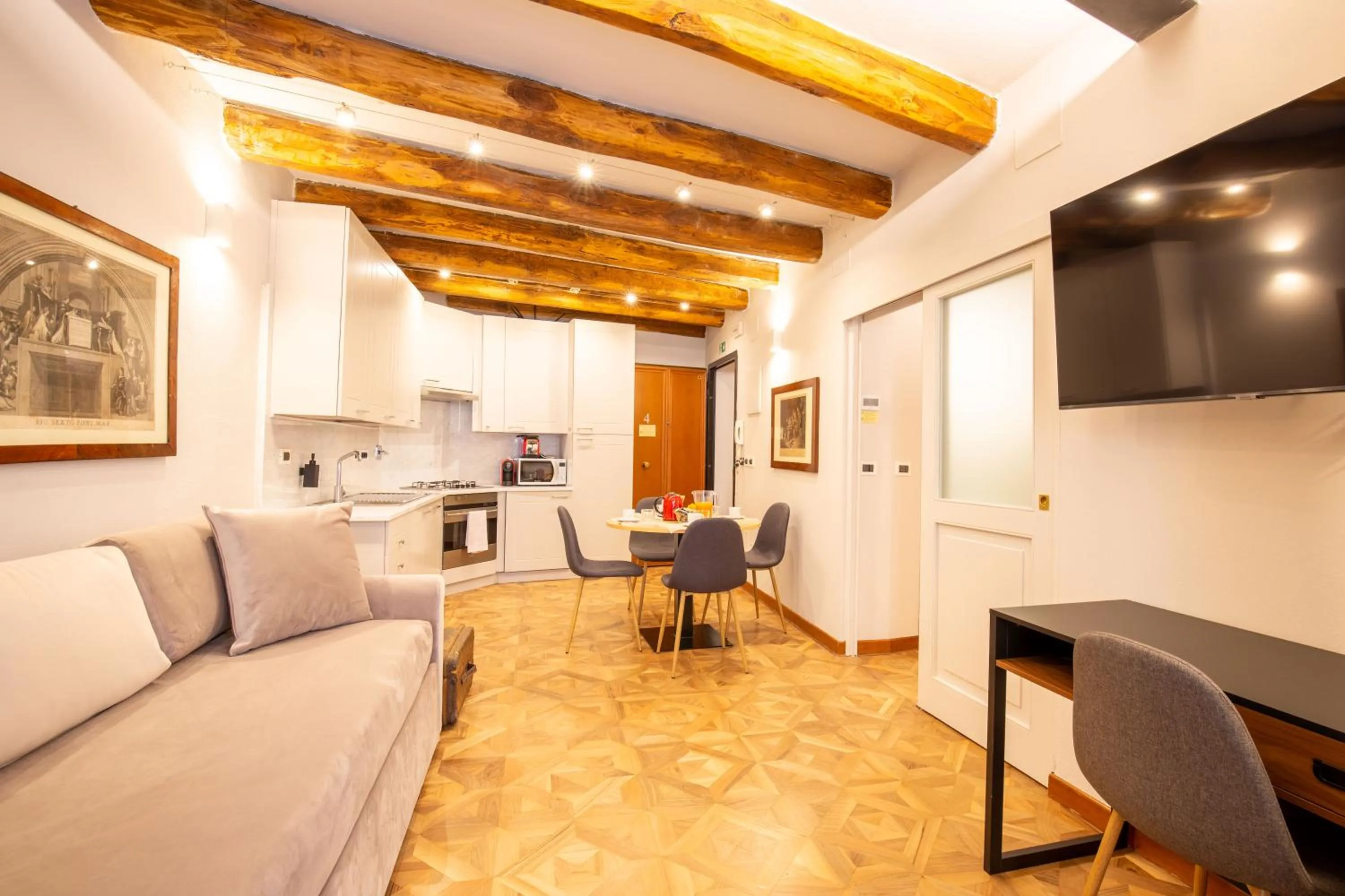 Seating area in BolognaRoomscom - Falegnami Boutique