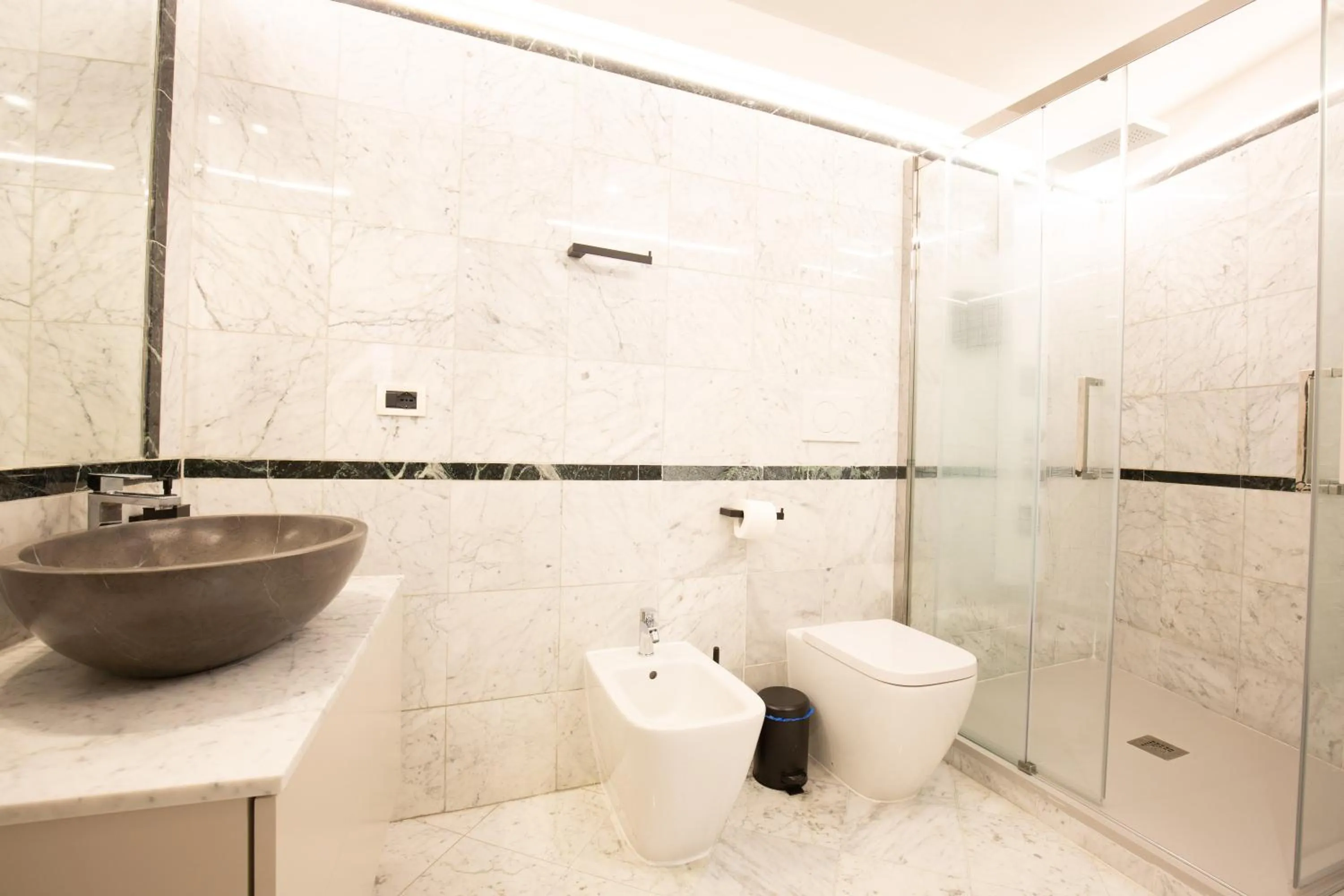 Bathroom in BolognaRoomscom - Falegnami Boutique