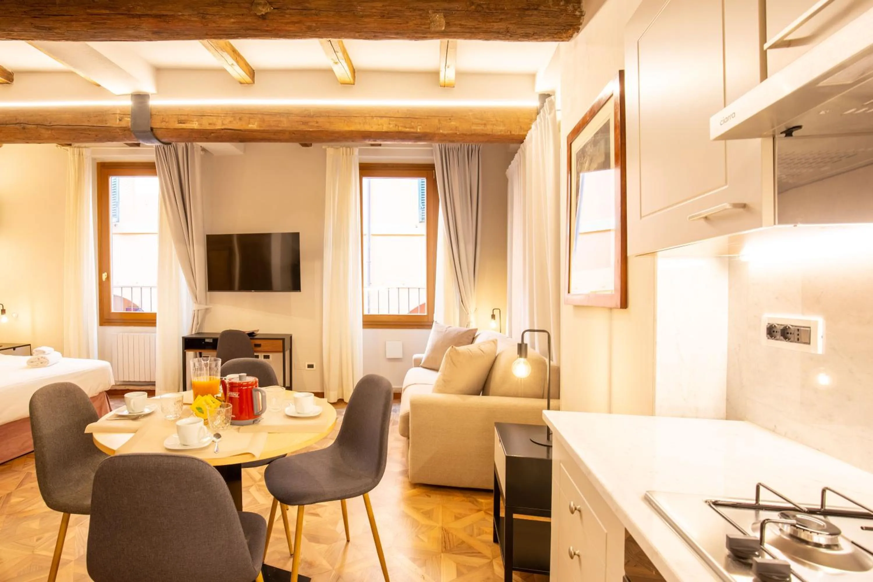 Living room in BolognaRoomscom - Falegnami Boutique