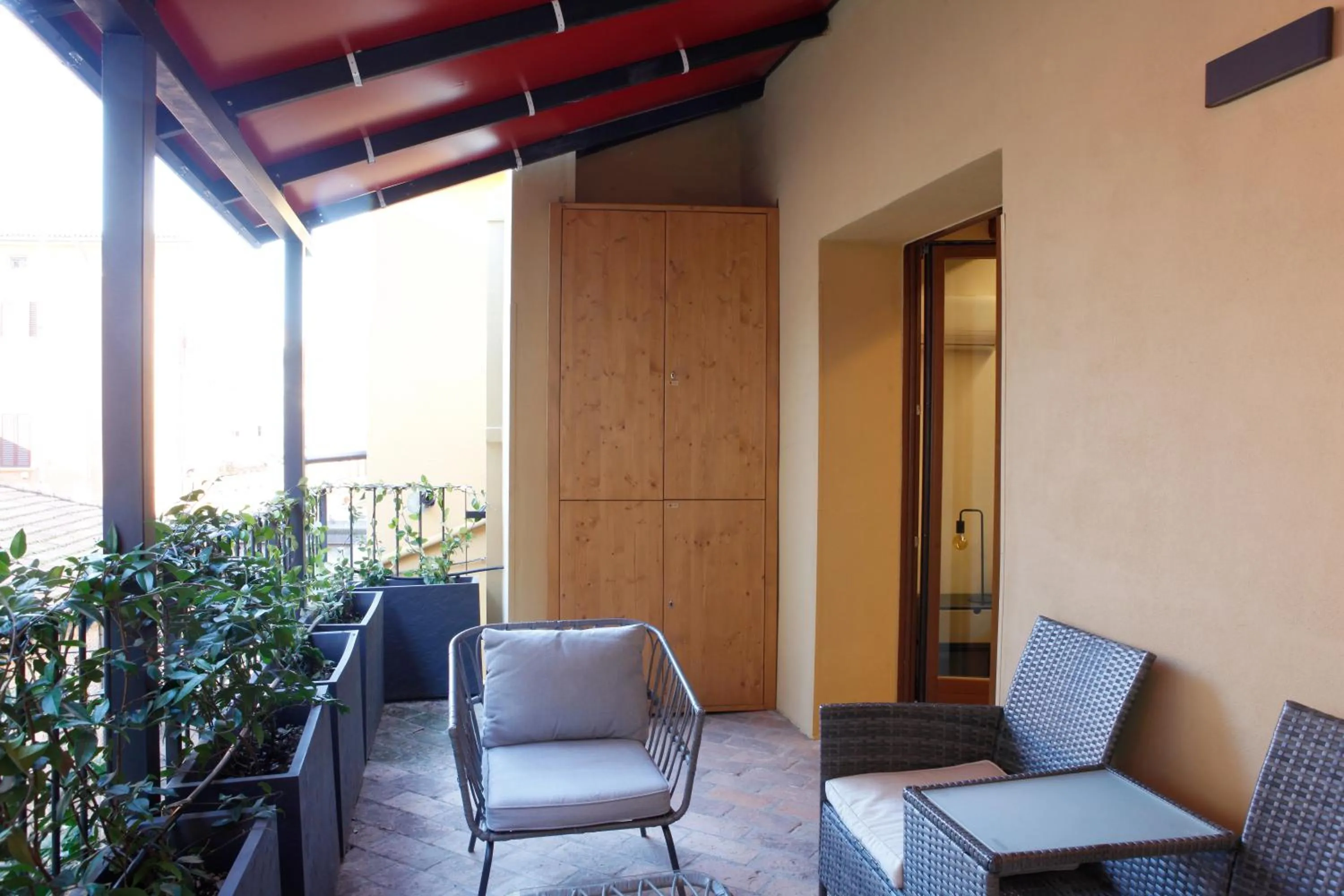 Balcony/Terrace in BolognaRoomscom - Falegnami Boutique