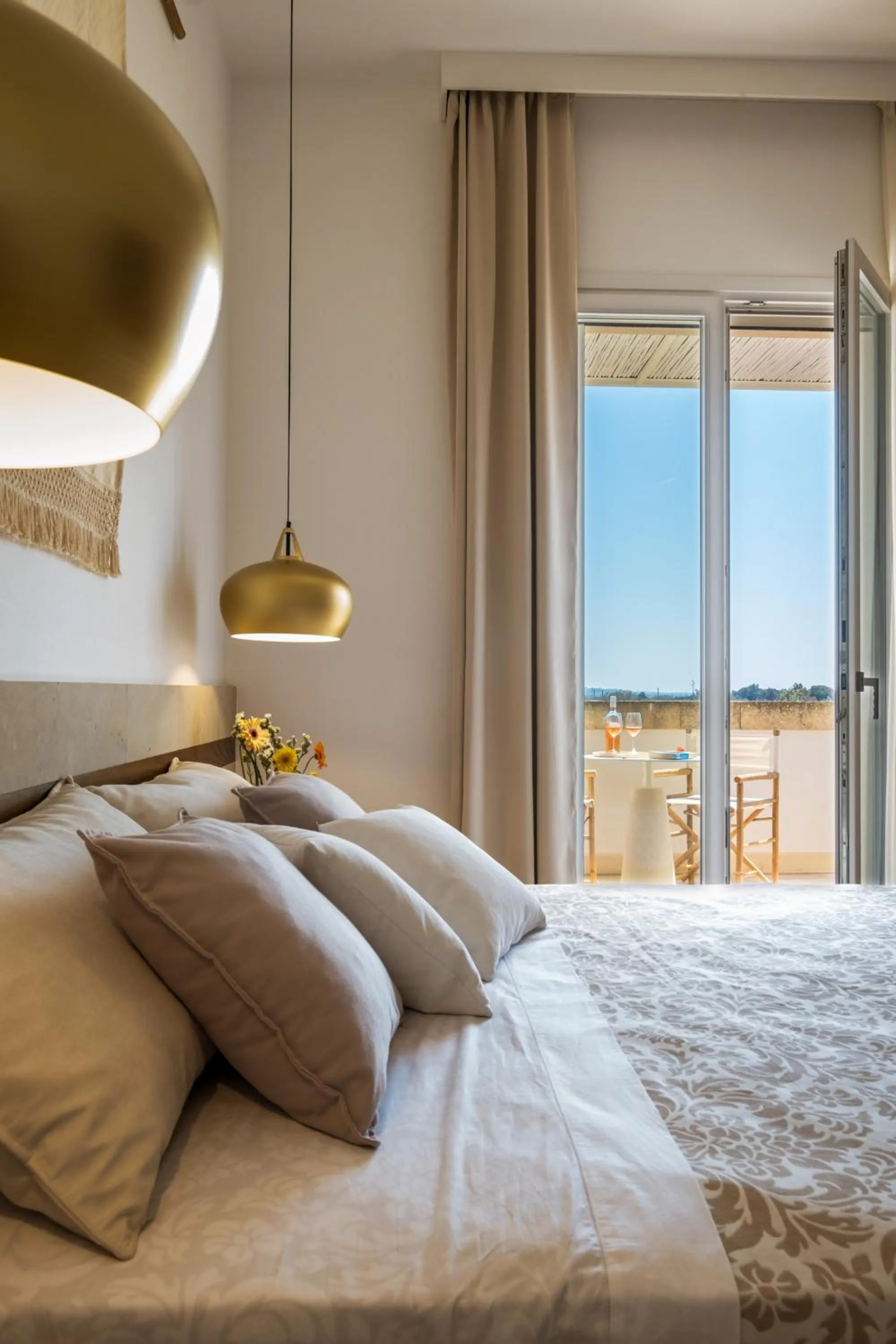 Bed in Secolario Masseria del Viverbene