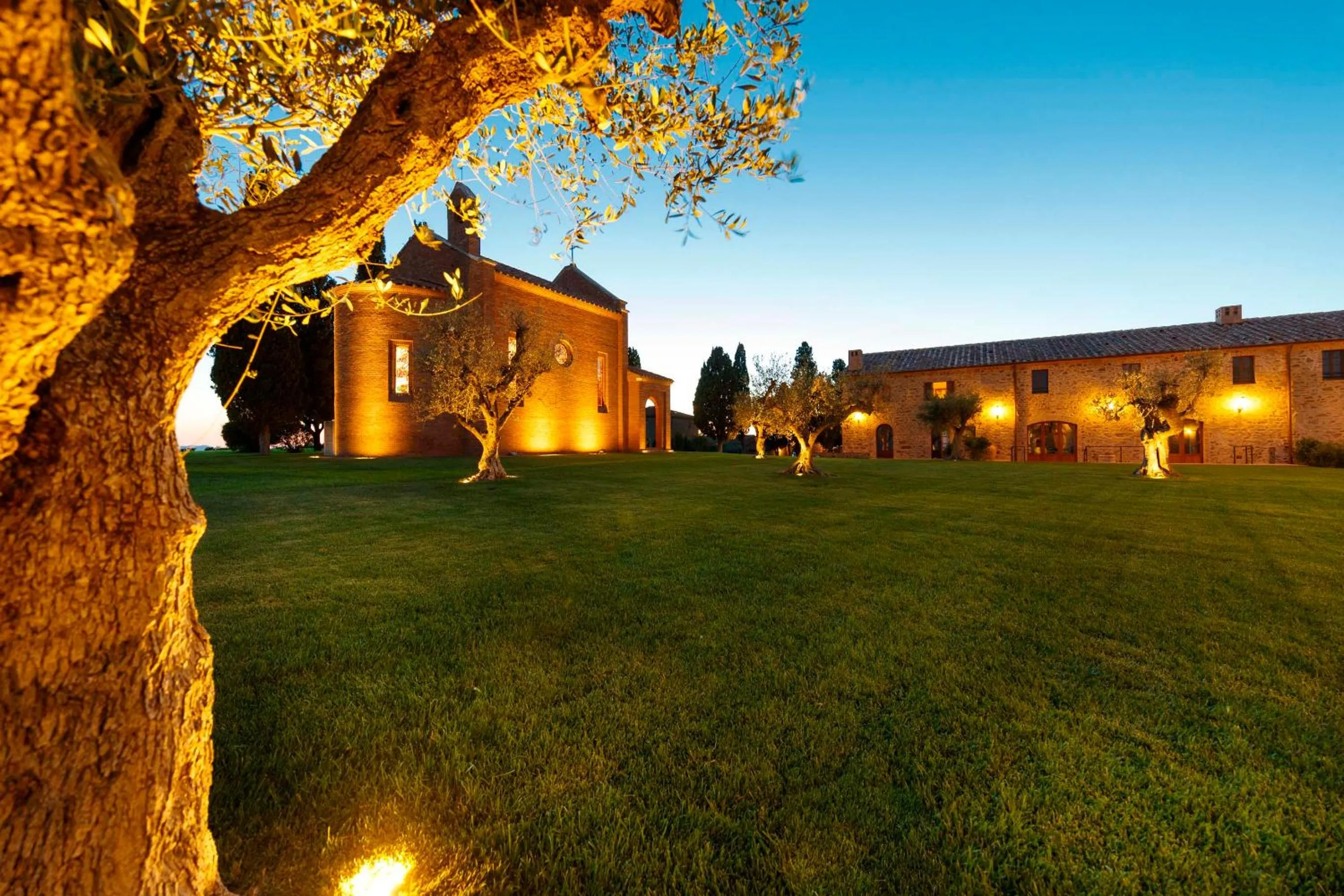 Property building in Wine Relais In Montecucco - ColleMassari Hospitality