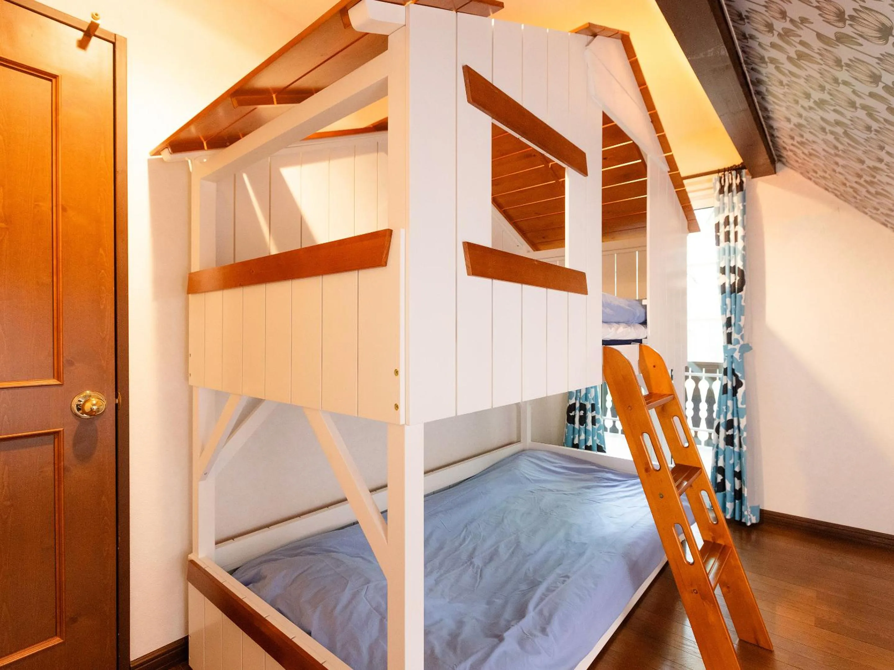 Bed in Tokachi Nakasatsunai Glamping Resort Feriendorf