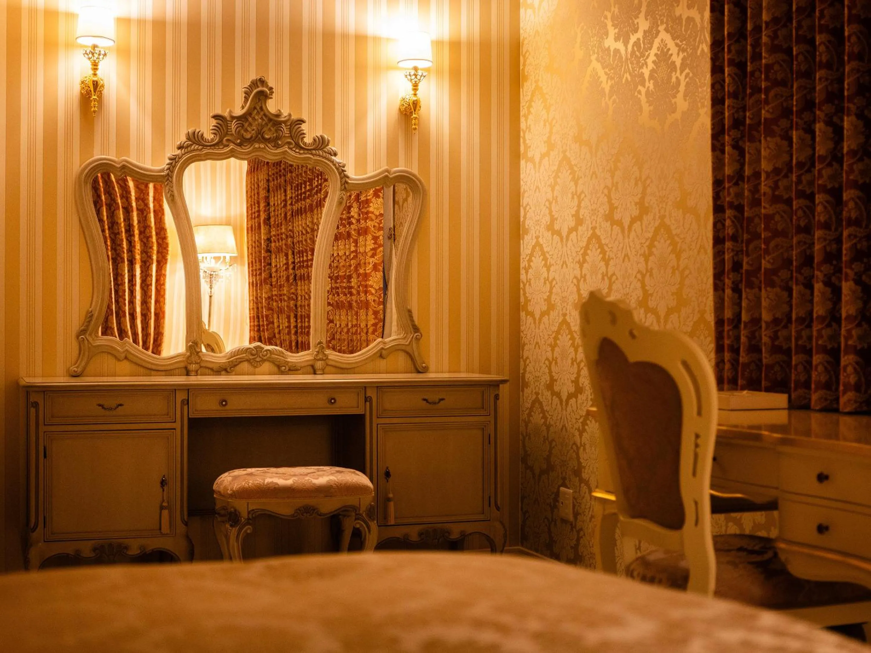 Bed in Tokachi Nakasatsunai Glamping Resort Feriendorf