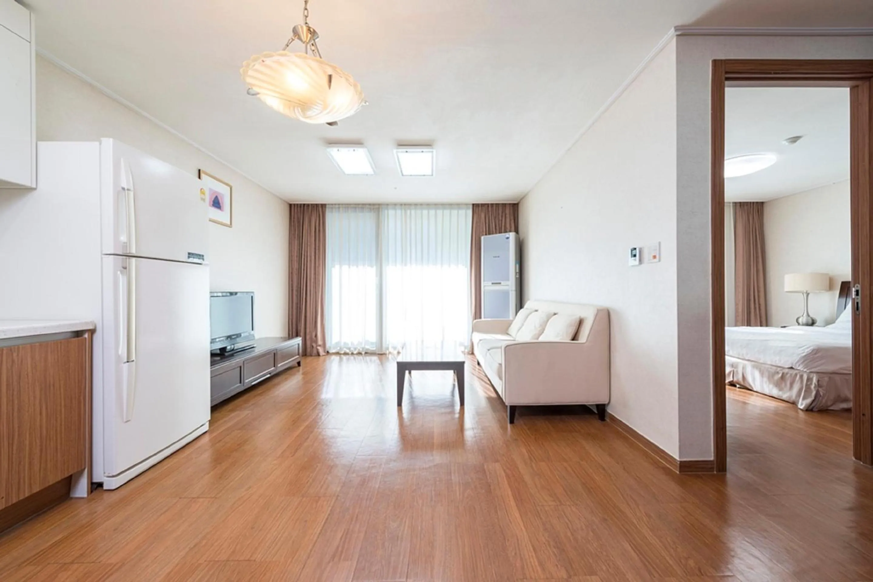 Living room, Bed in Jeongseon Mayhills Resort