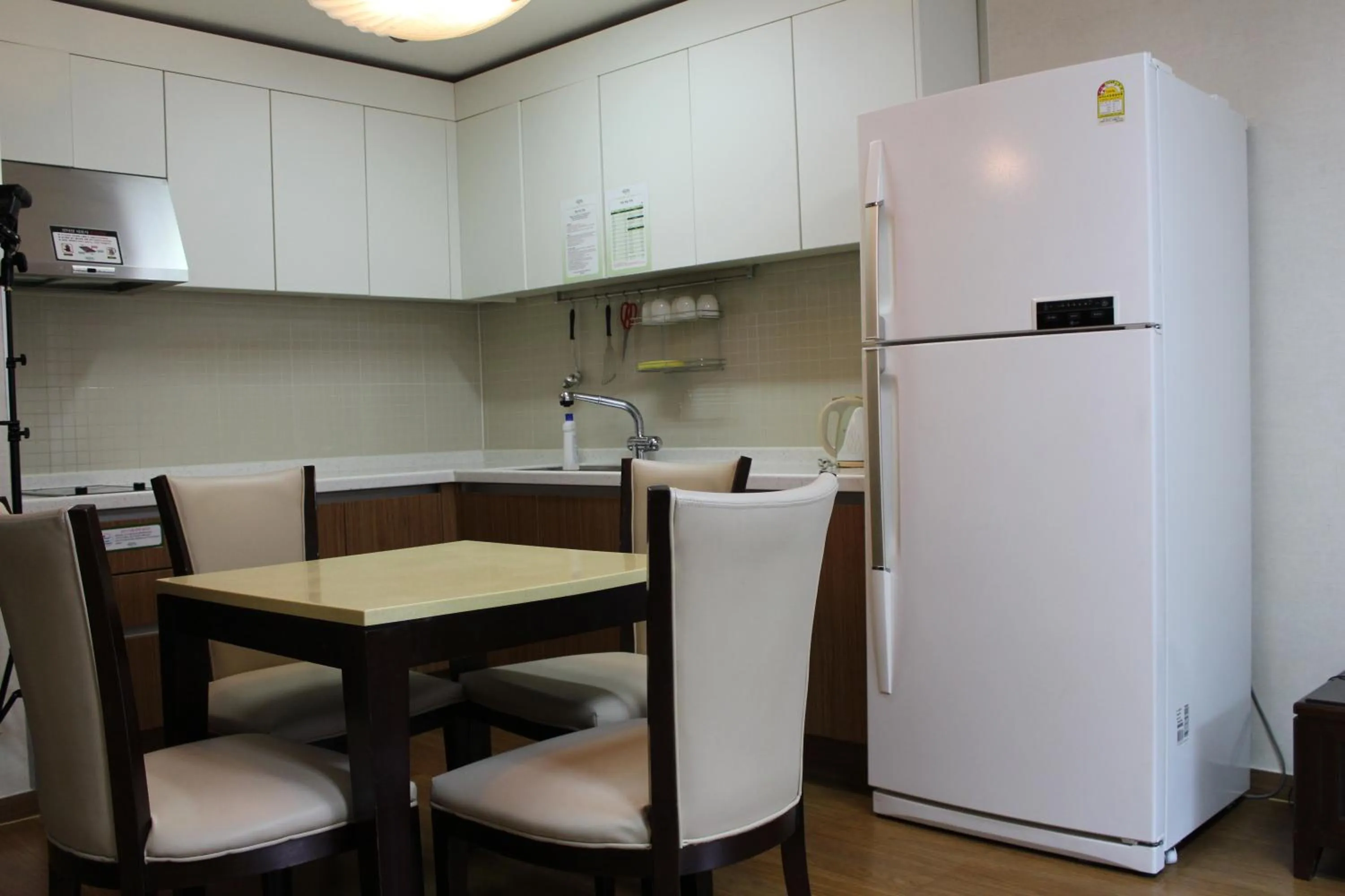 Kitchen or kitchenette in Jeongseon Mayhills Resort
