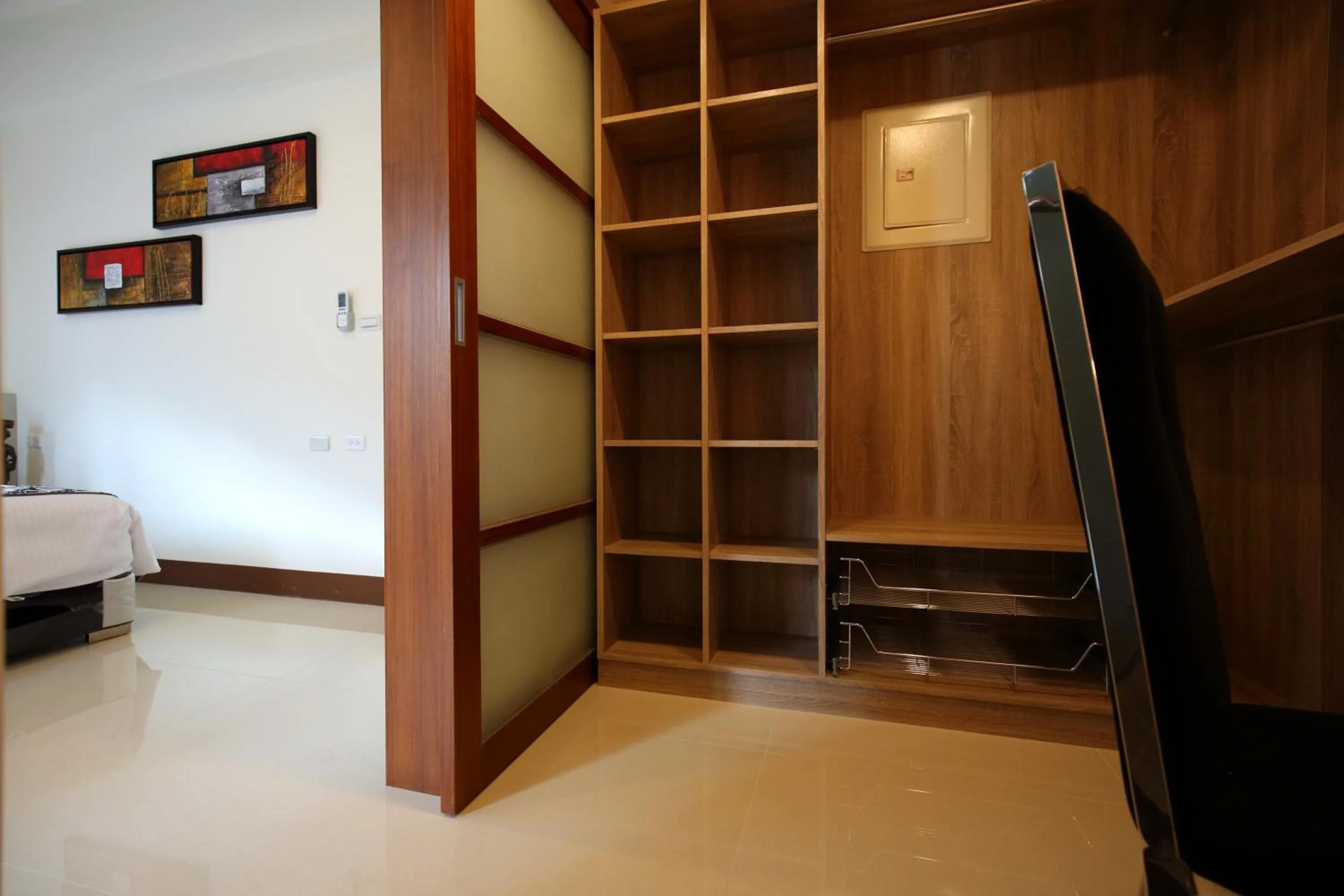 Decorative detail in White Palace B&B