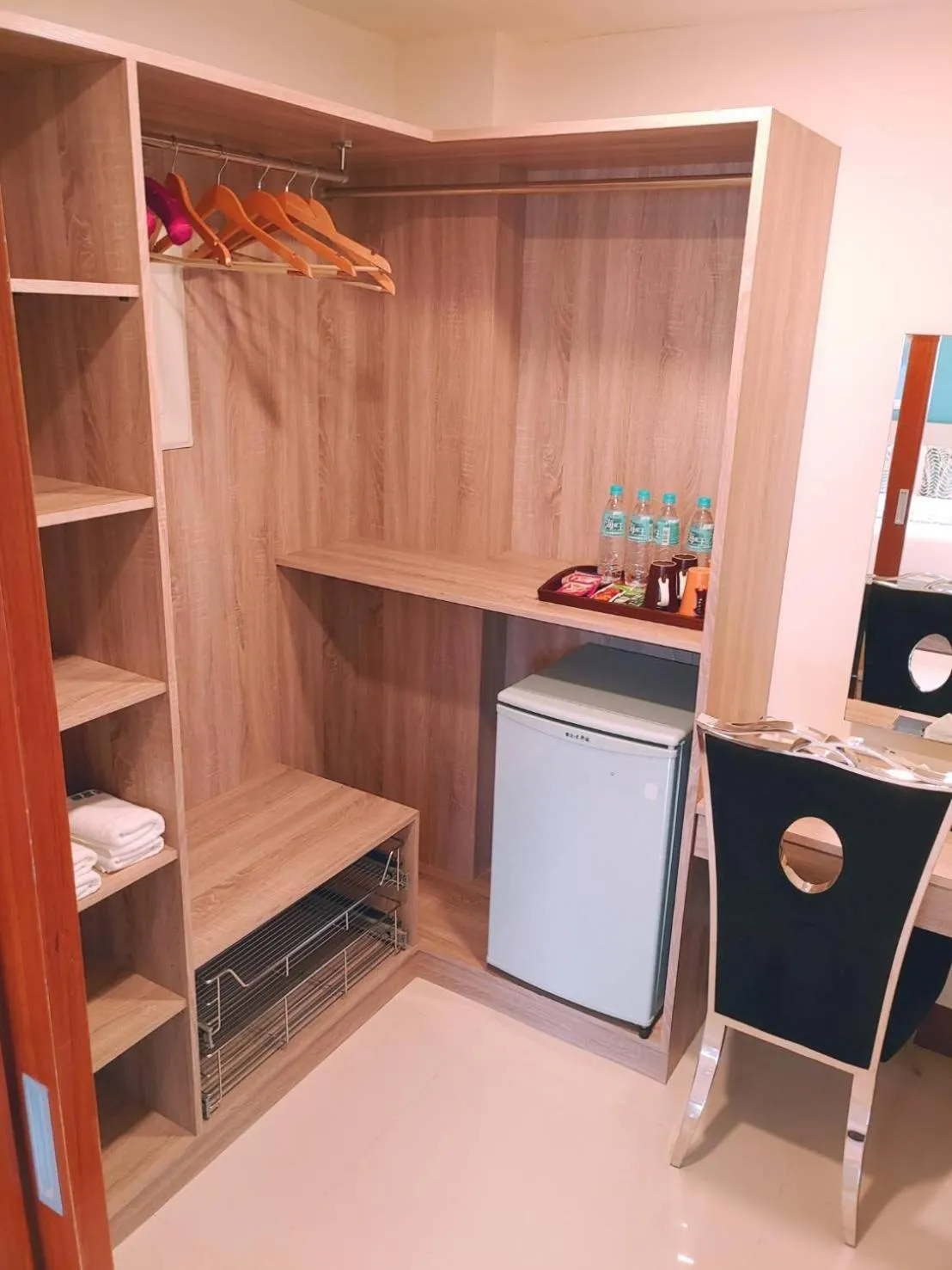 wardrobe in White Palace B&B