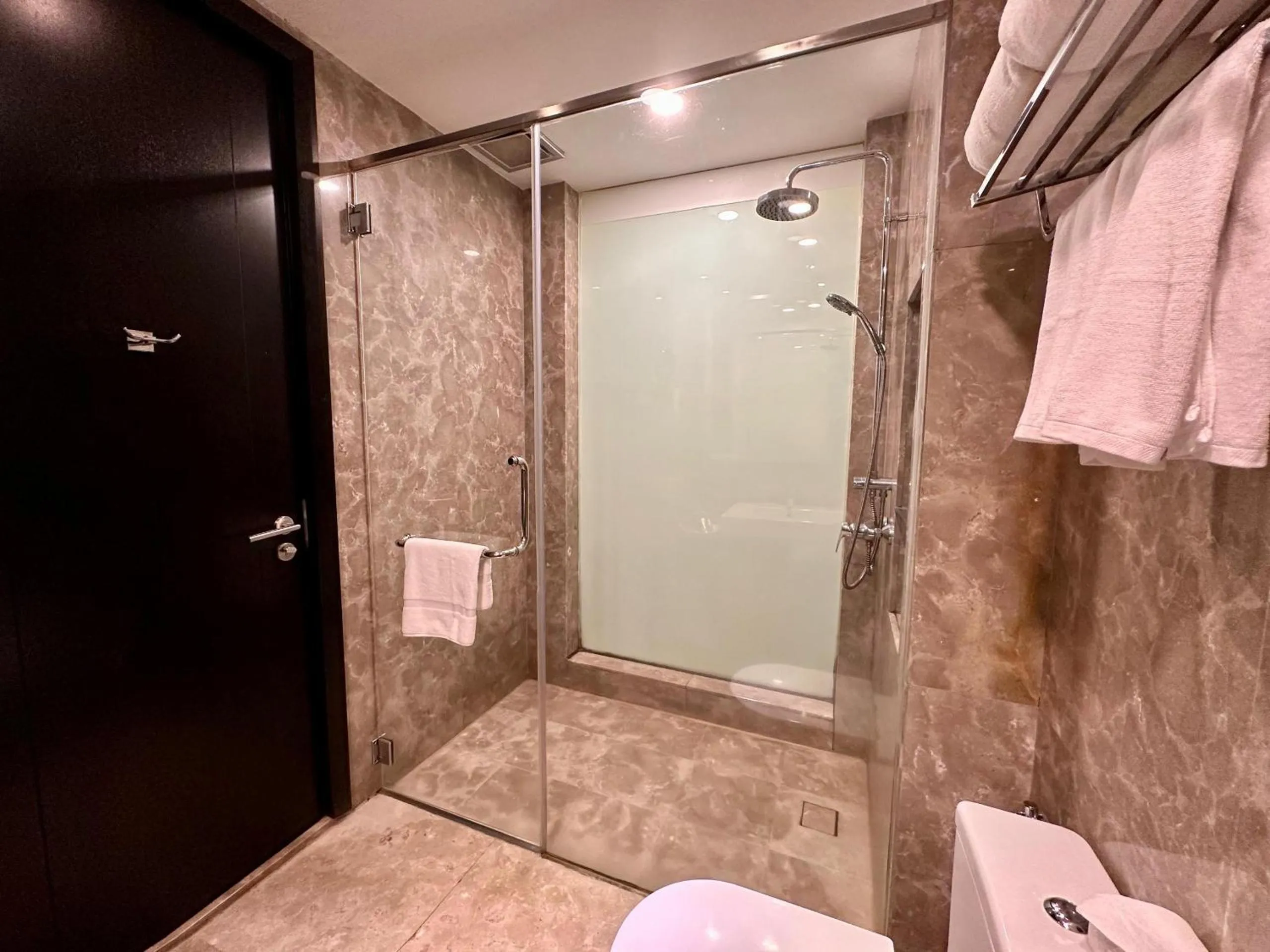 Shower in Swiss-Garden Hotel Melaka