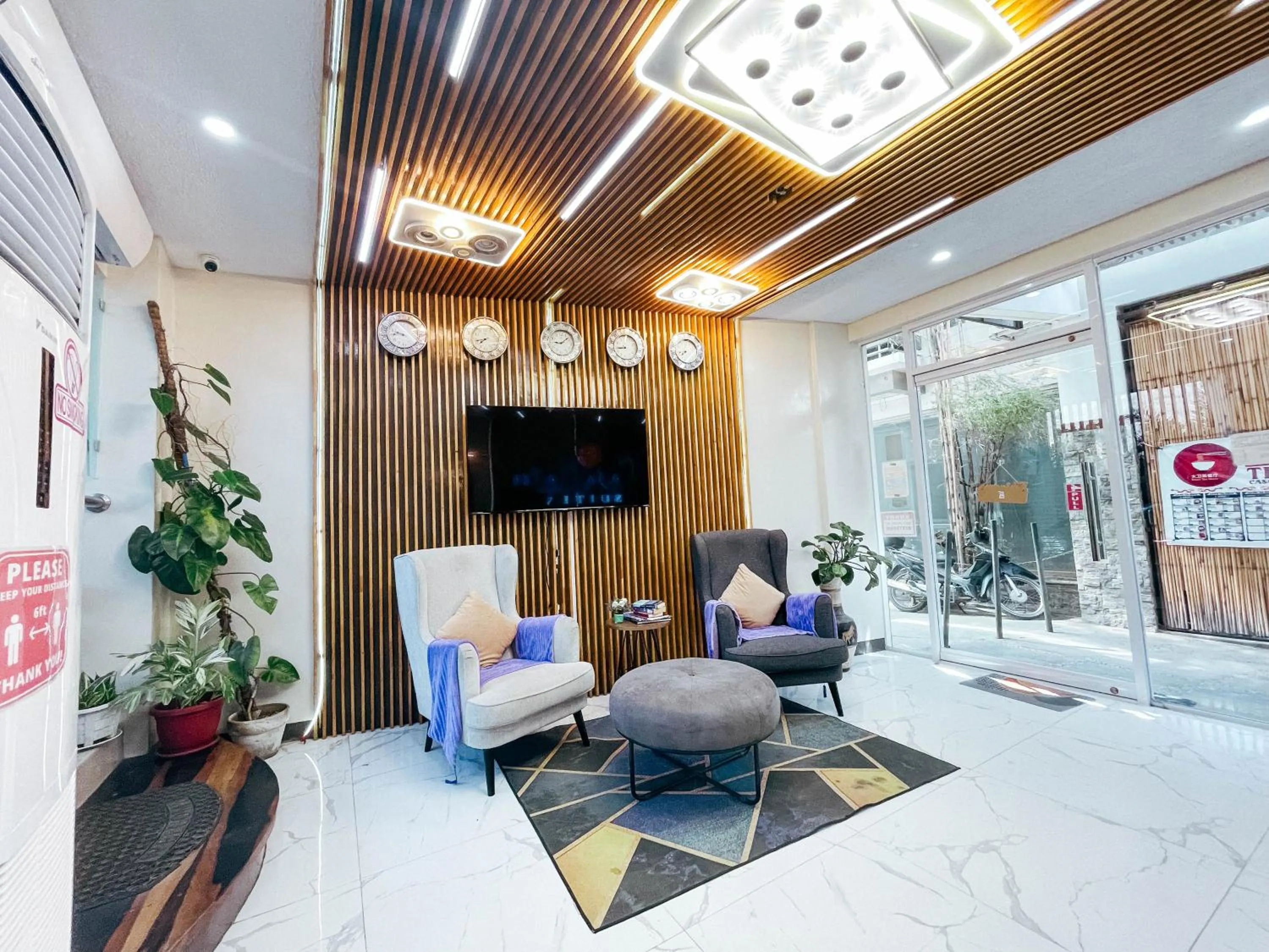 Lobby or reception in Casa Marco Suites Puerto Galera powered by Cocotel