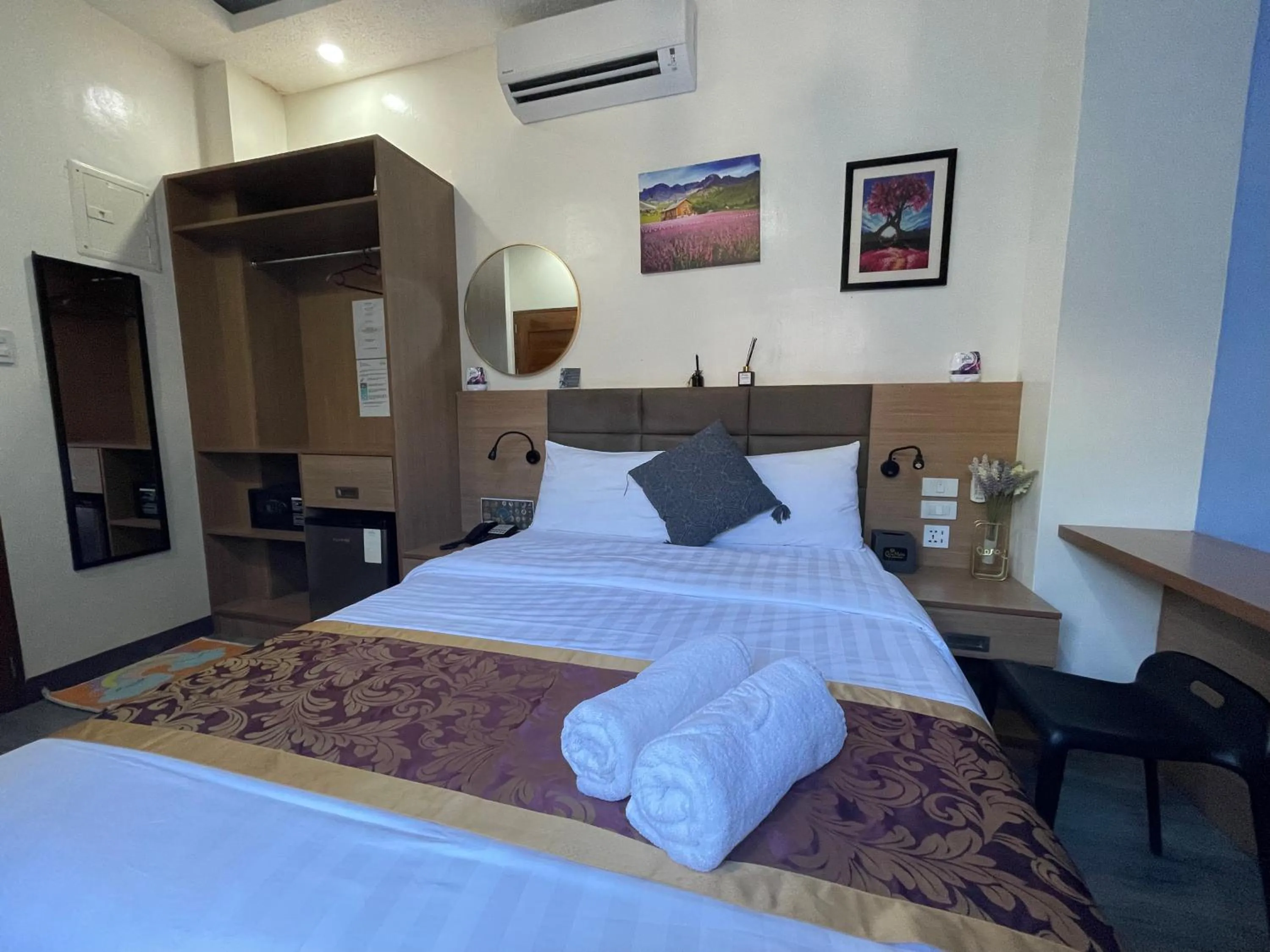 Bed in Casa Marco Suites Puerto Galera powered by Cocotel