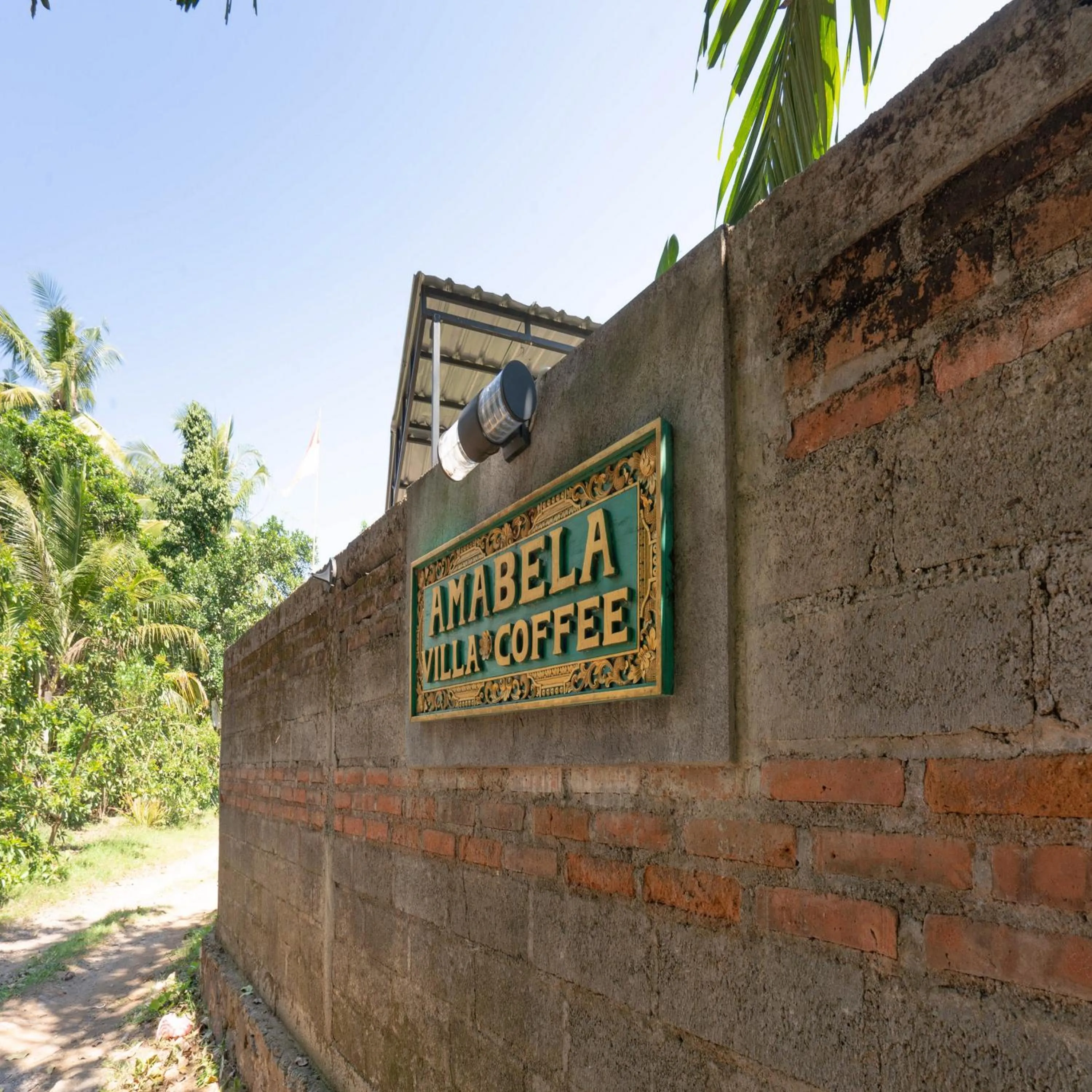 Facade/entrance in Calm Haven Villa with Amabela Garden Lovina Beach