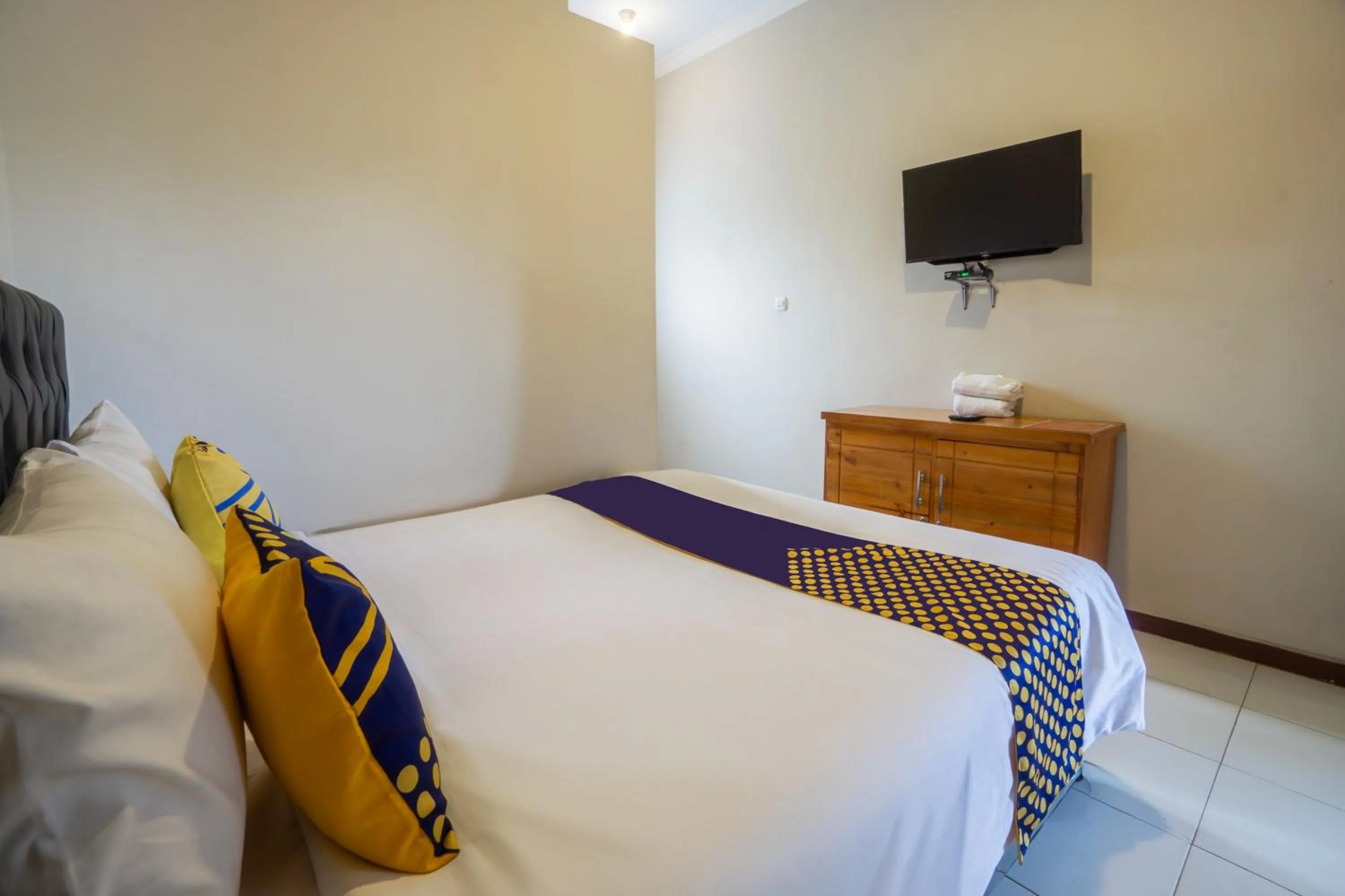 Bedroom, Bed in Hotel O Buduran Homestay Syariah