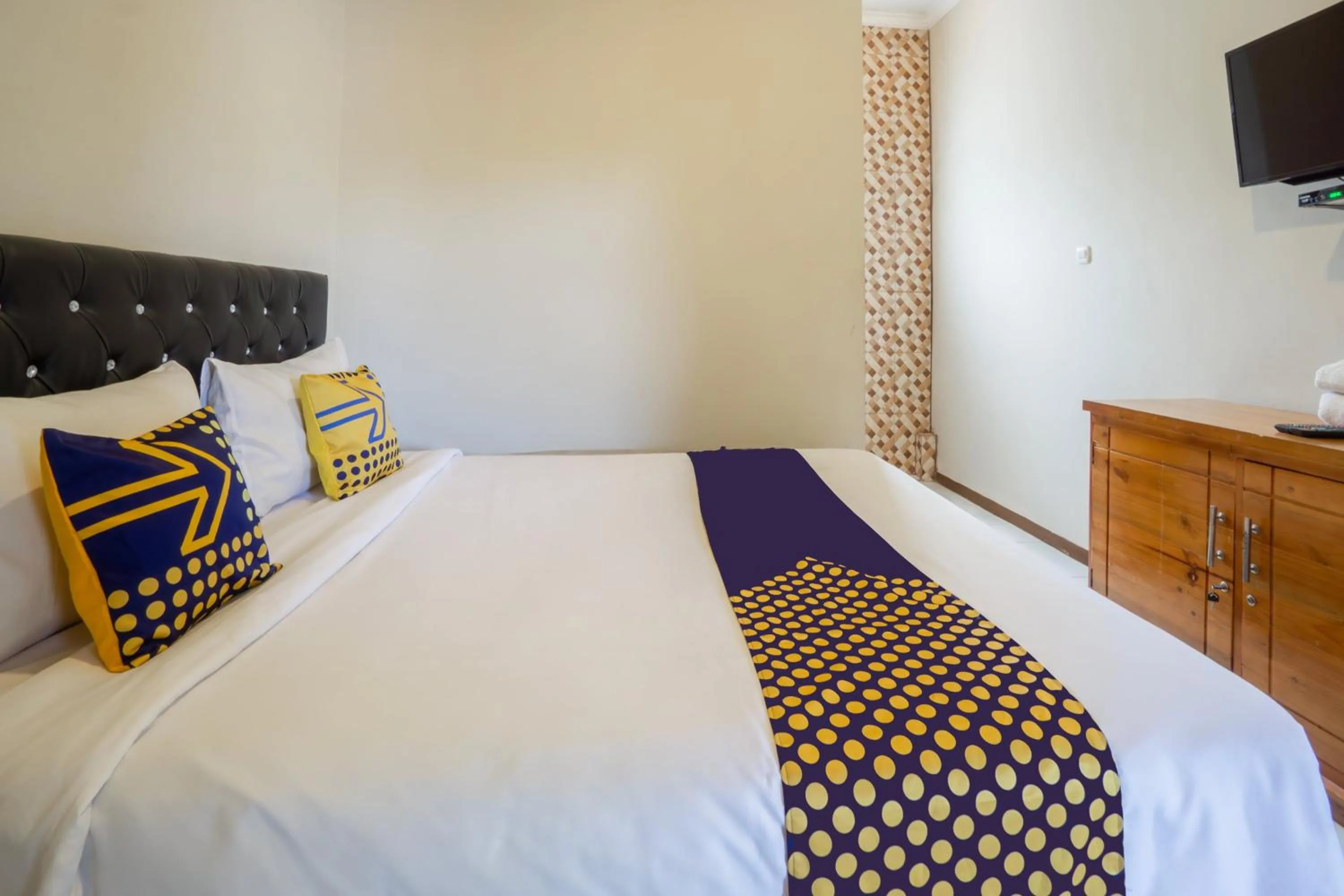 Bedroom, Bed in Hotel O Buduran Homestay Syariah