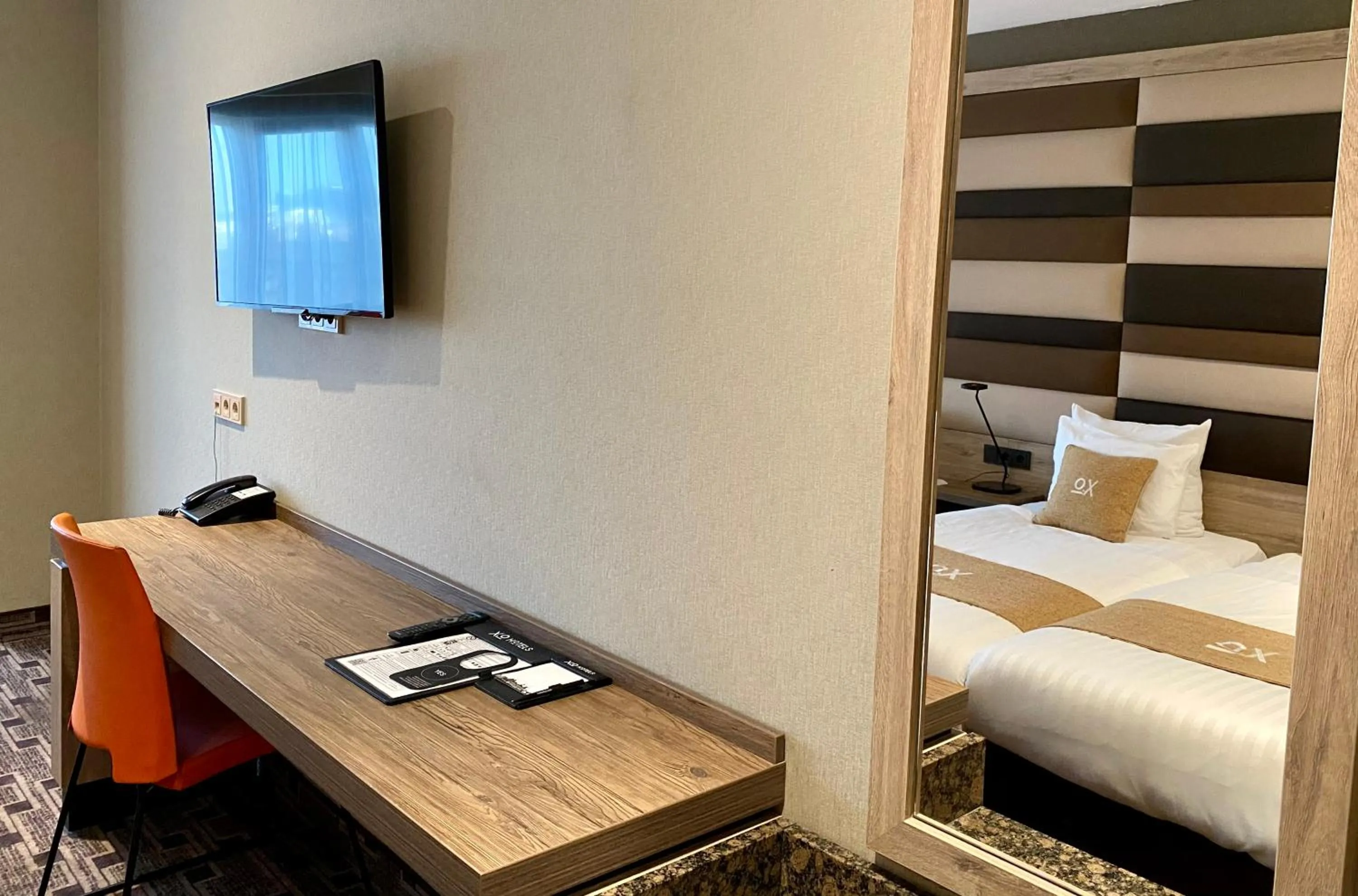 TV and multimedia, Bed in XO Hotels Blue Tower