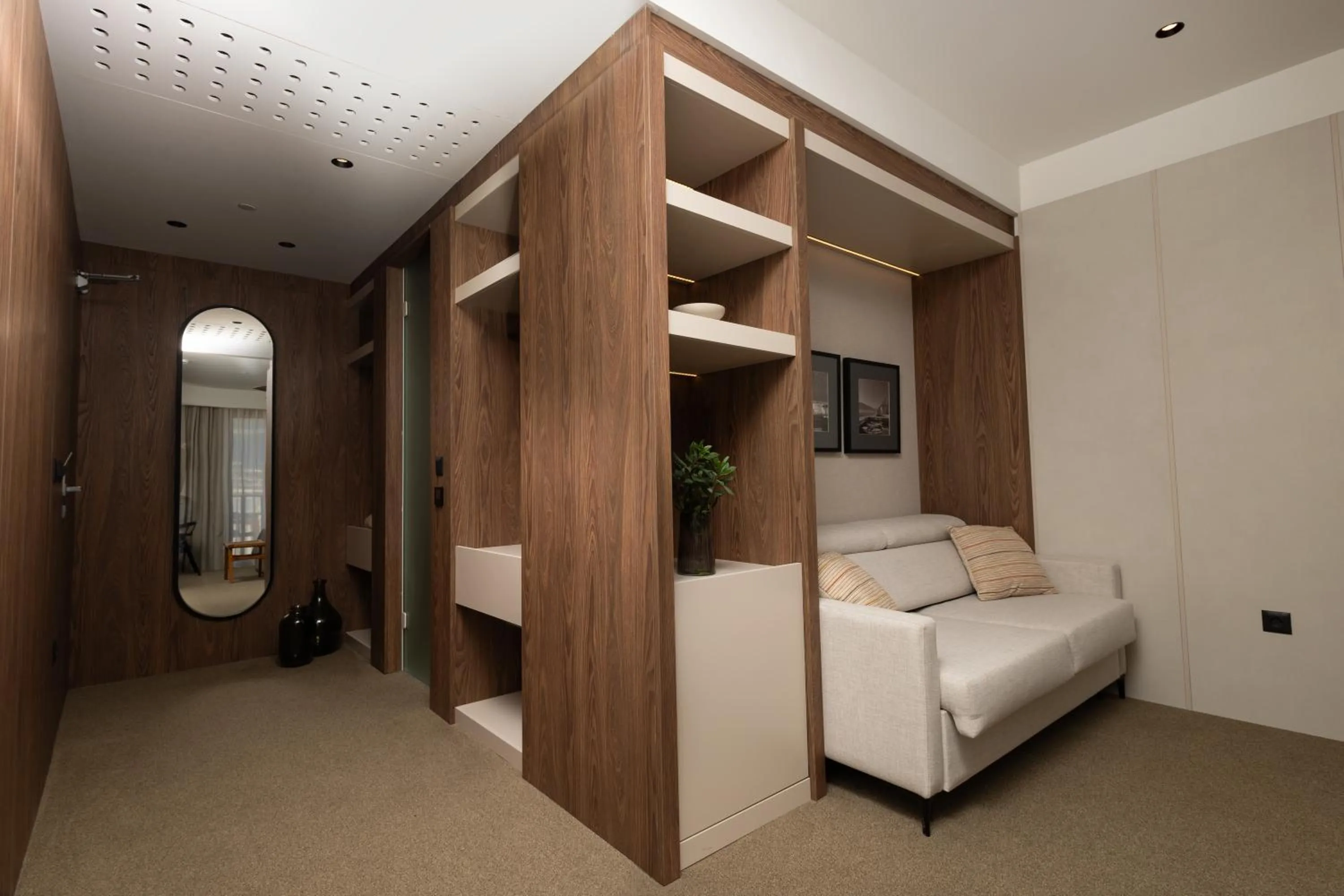 Bedroom, Bed in Infinity Hotel & More