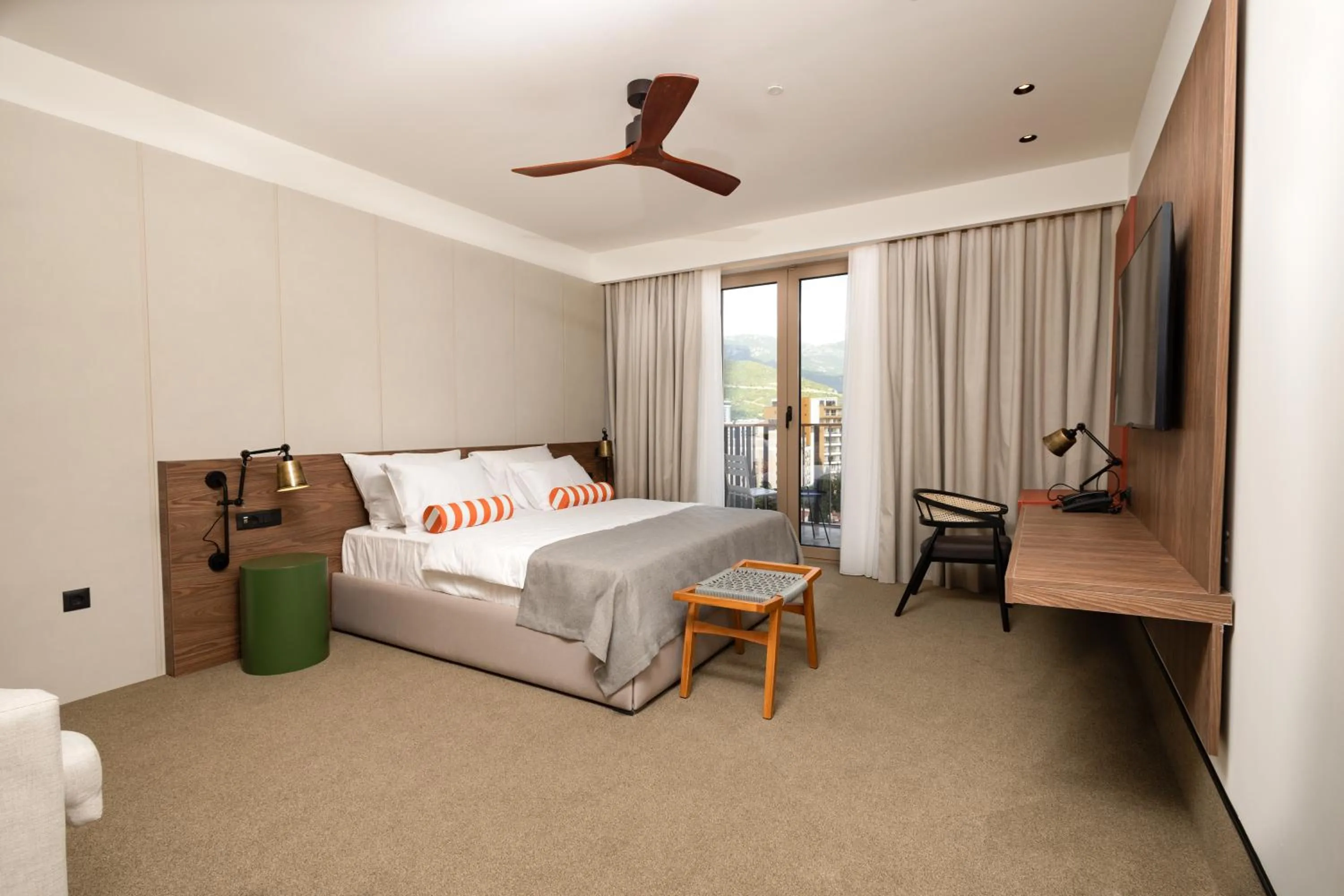 Bedroom, Bed in Infinity Hotel & More