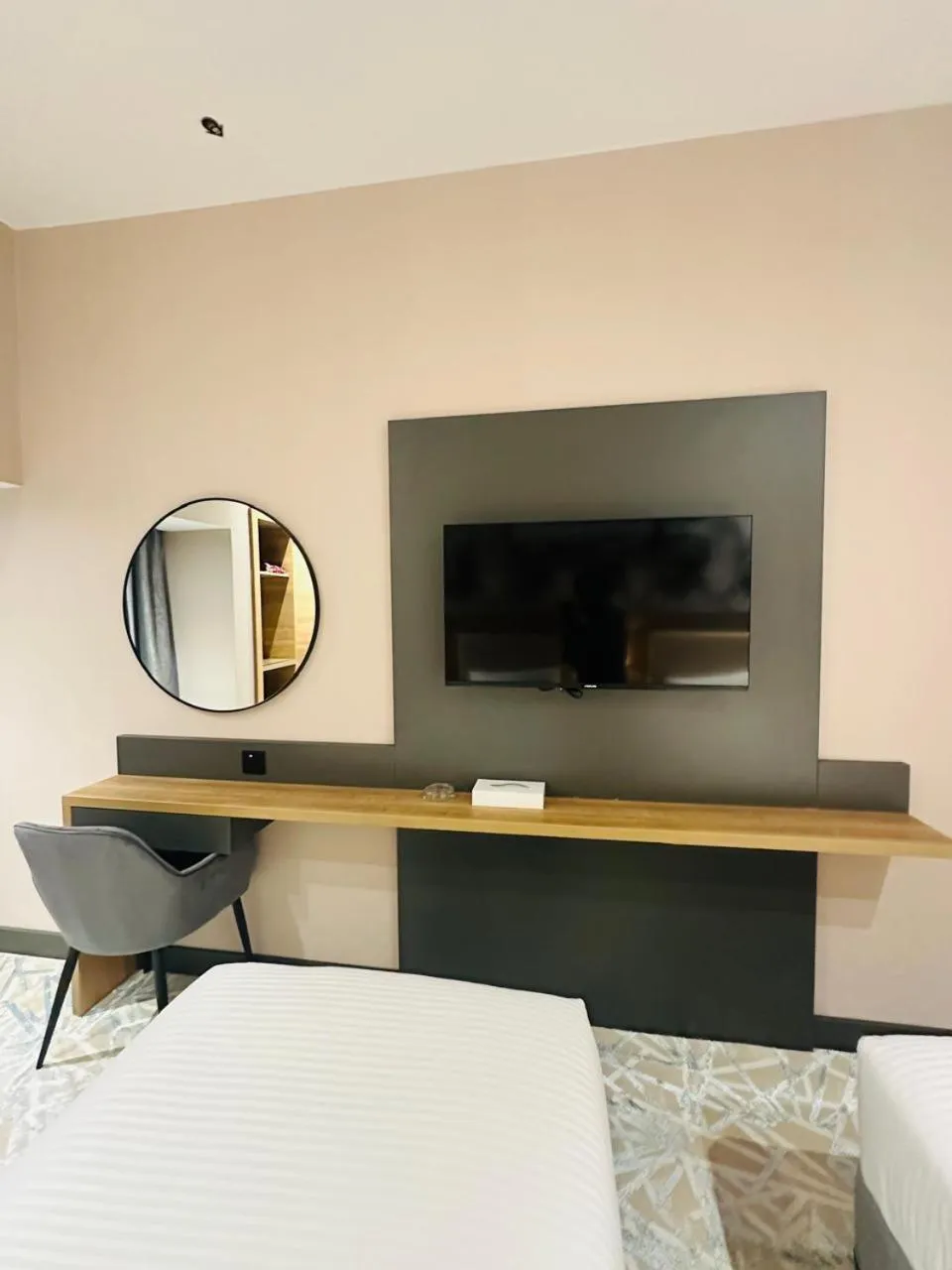 TV and multimedia, Bed in SKY PARK HOTEL