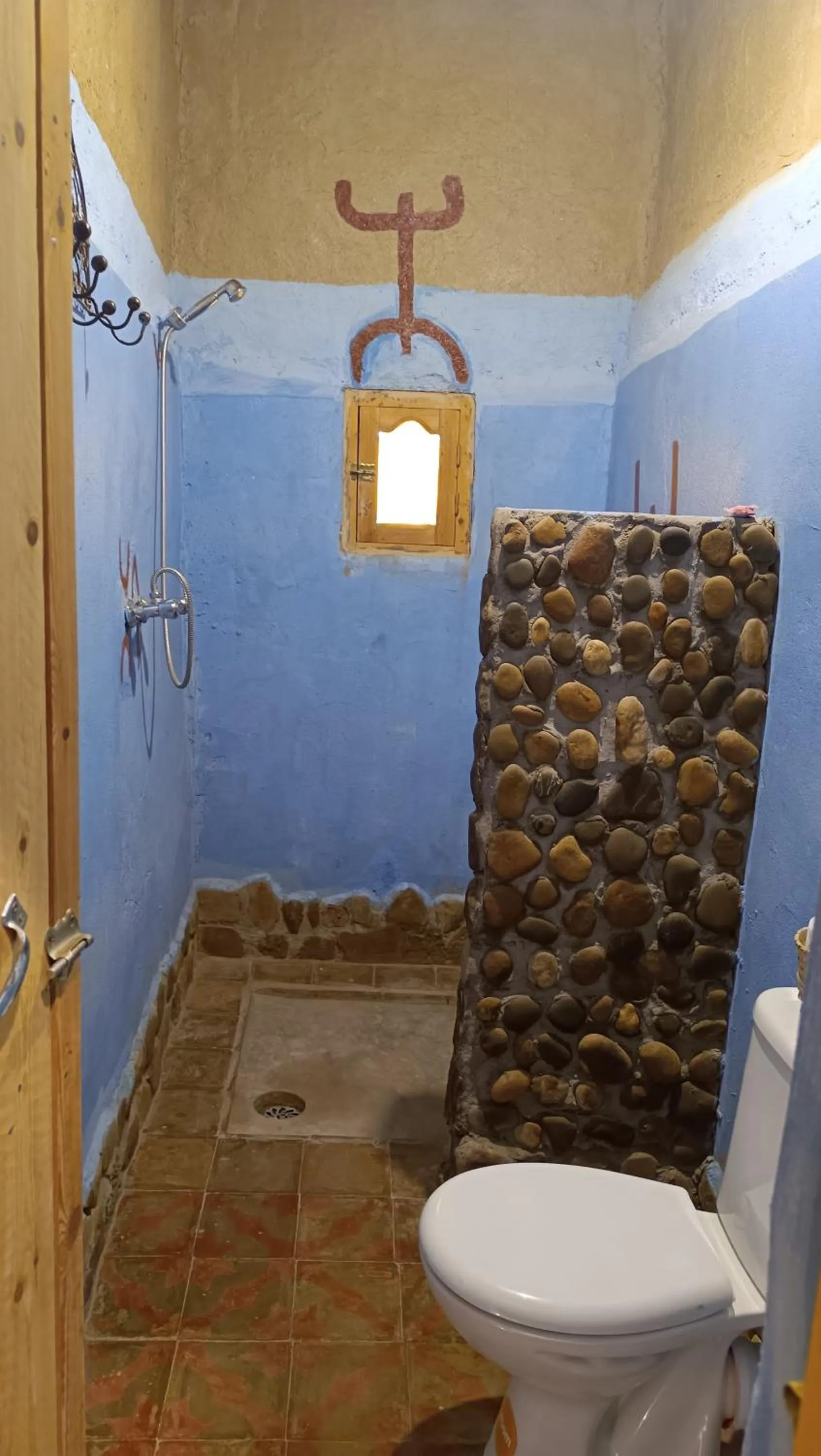 Shower in kasbah luna del sur