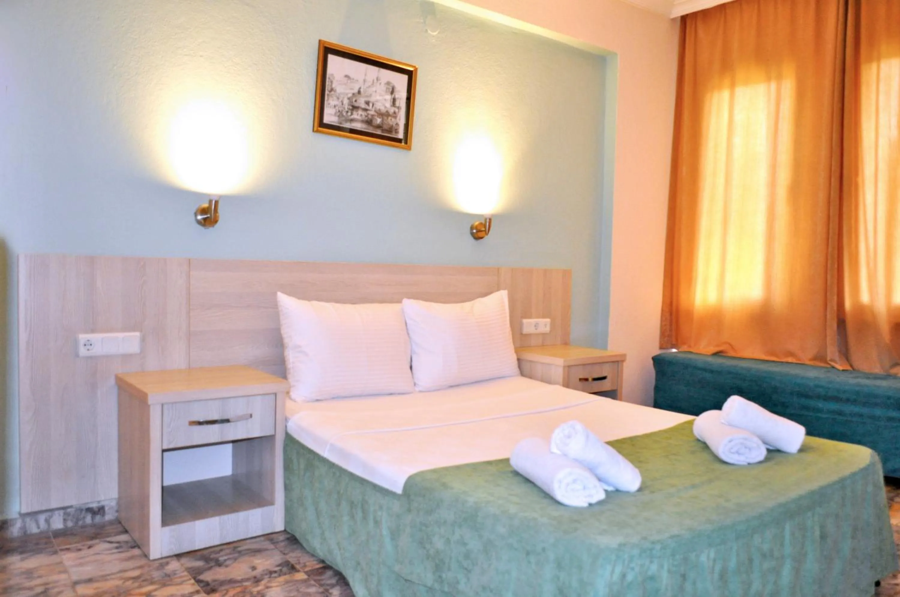 Photo of the whole room in Native Hotel