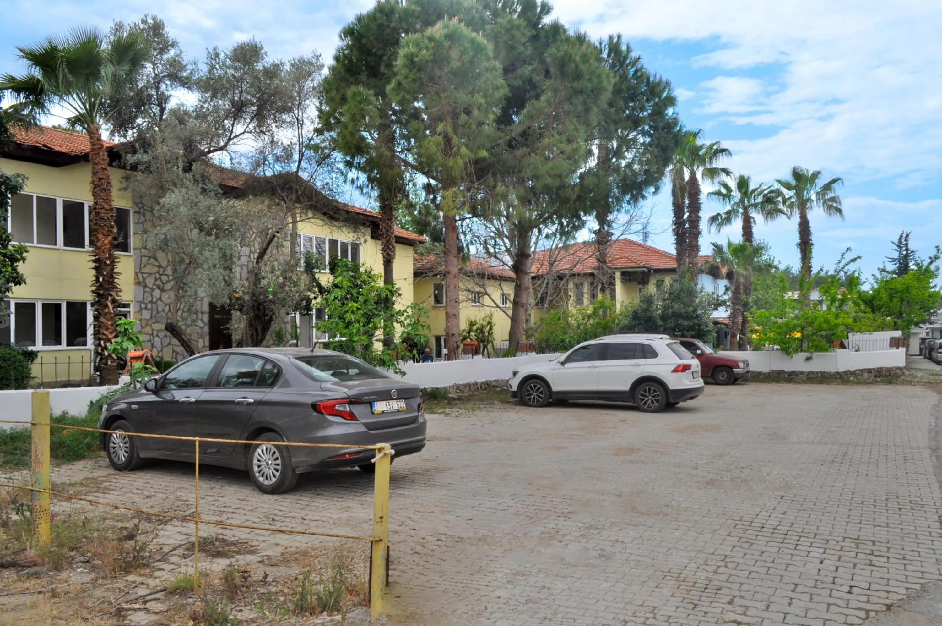 Parking in Native Hotel