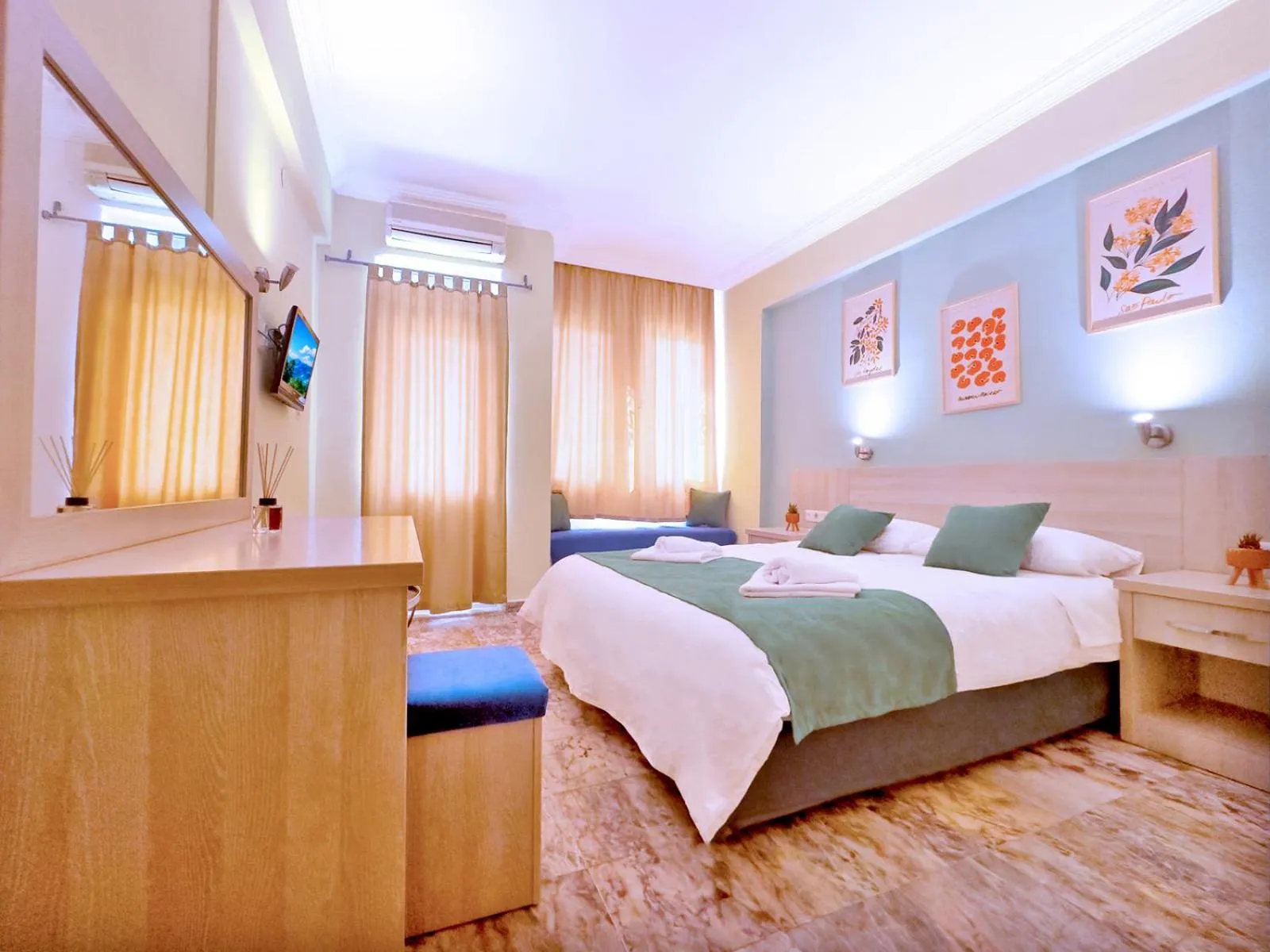 TV and multimedia in Native Hotel