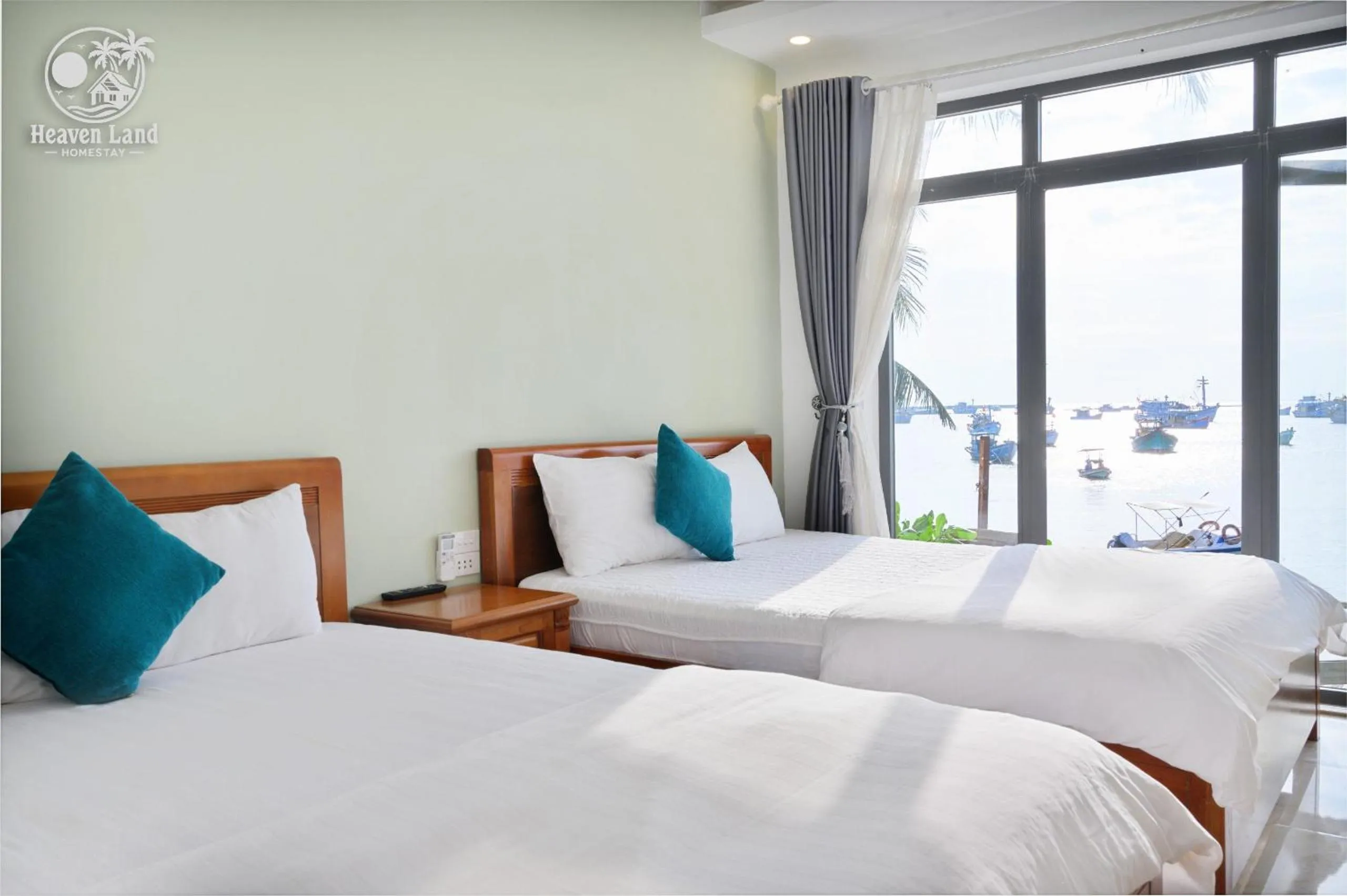 Bed in Heaven Land PQ - by BAY LUXURY