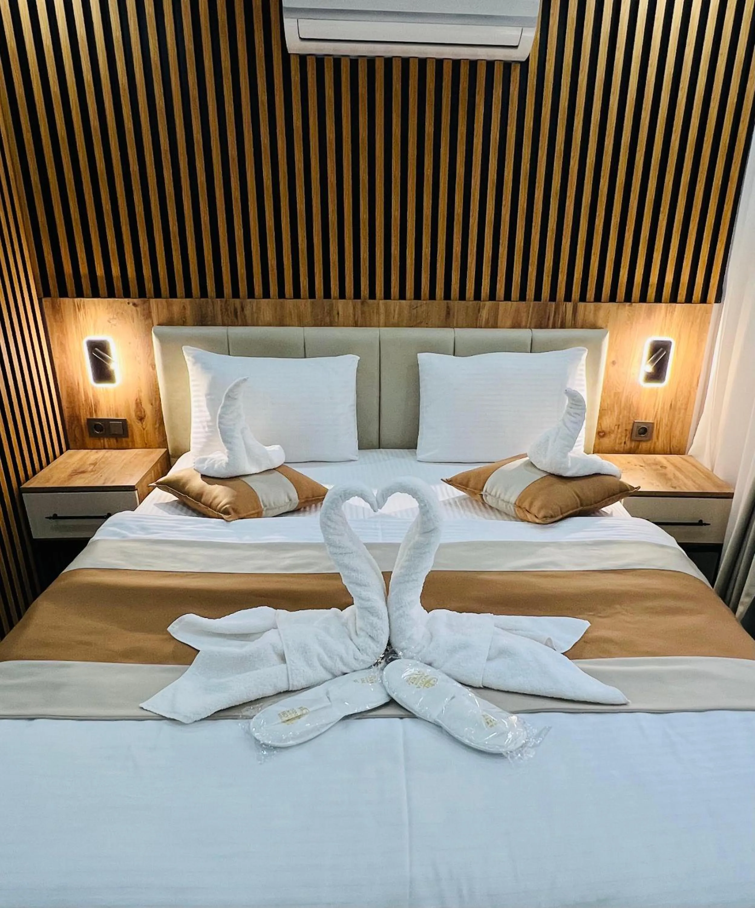 Bed in Ninova Boutique Hotel