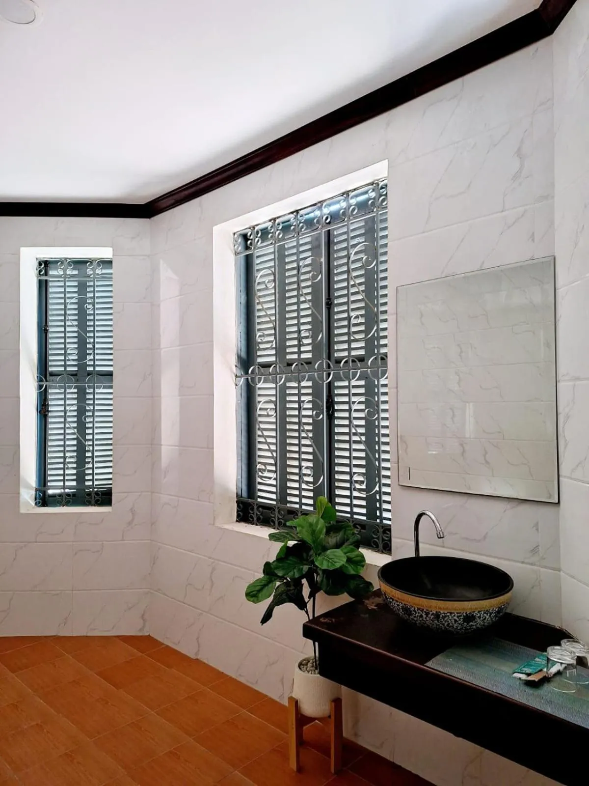 Bathroom in Monsane villa