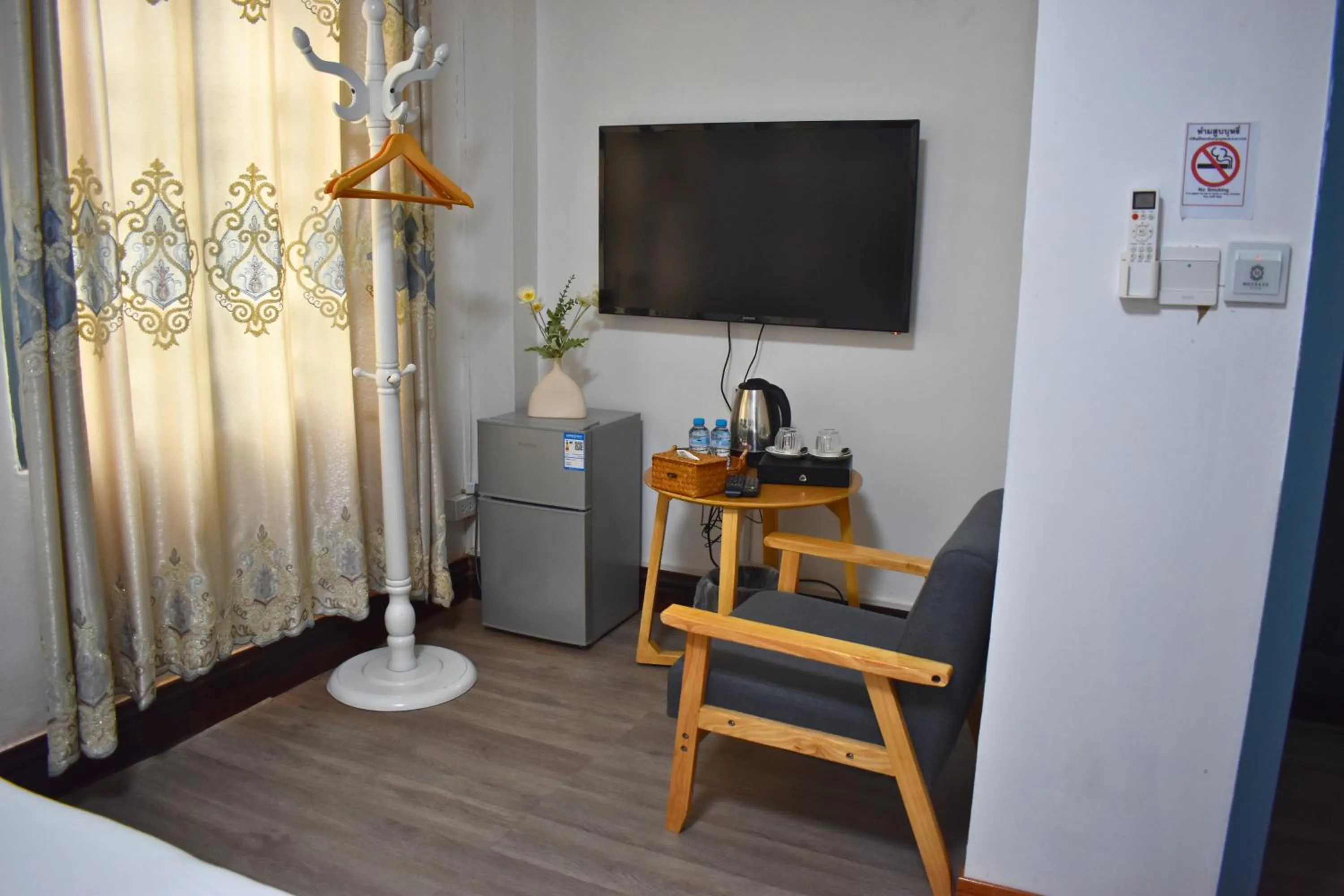 Bedroom in Monsane villa