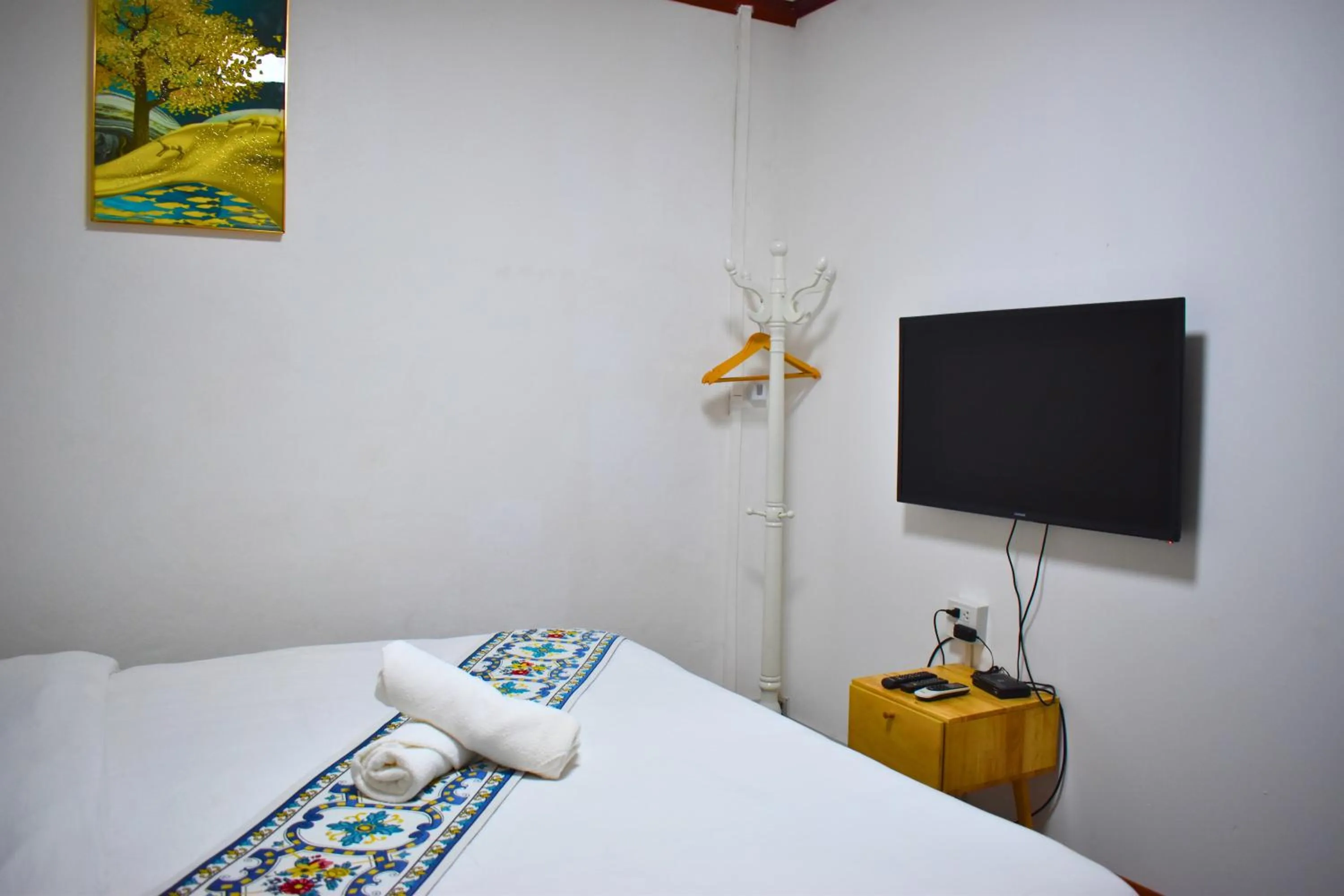 Bed in Monsane villa