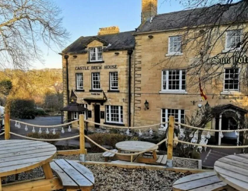 Facade/entrance in The Sun Hotel