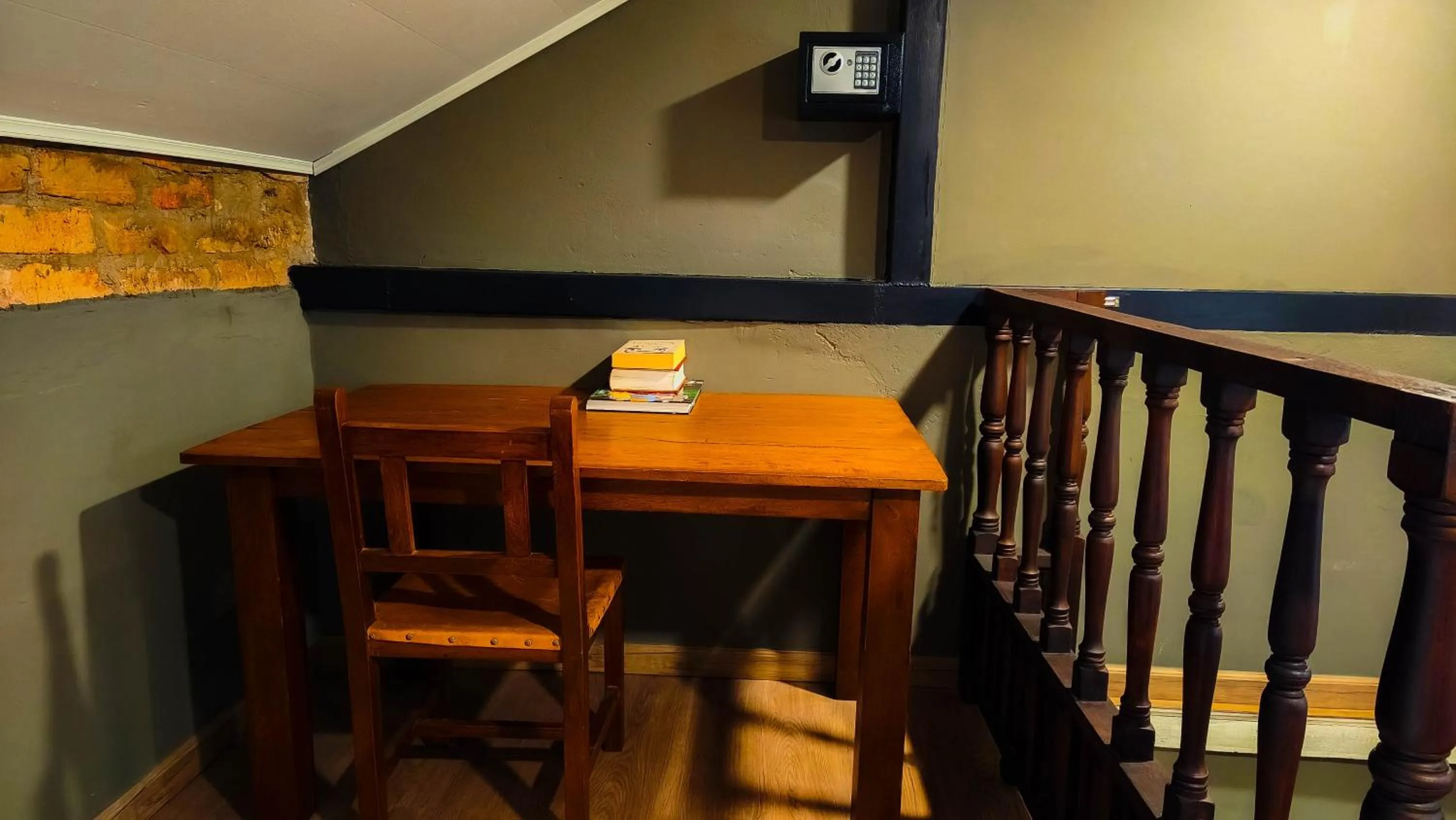 Seating area in Hotel Quinta Bolivar