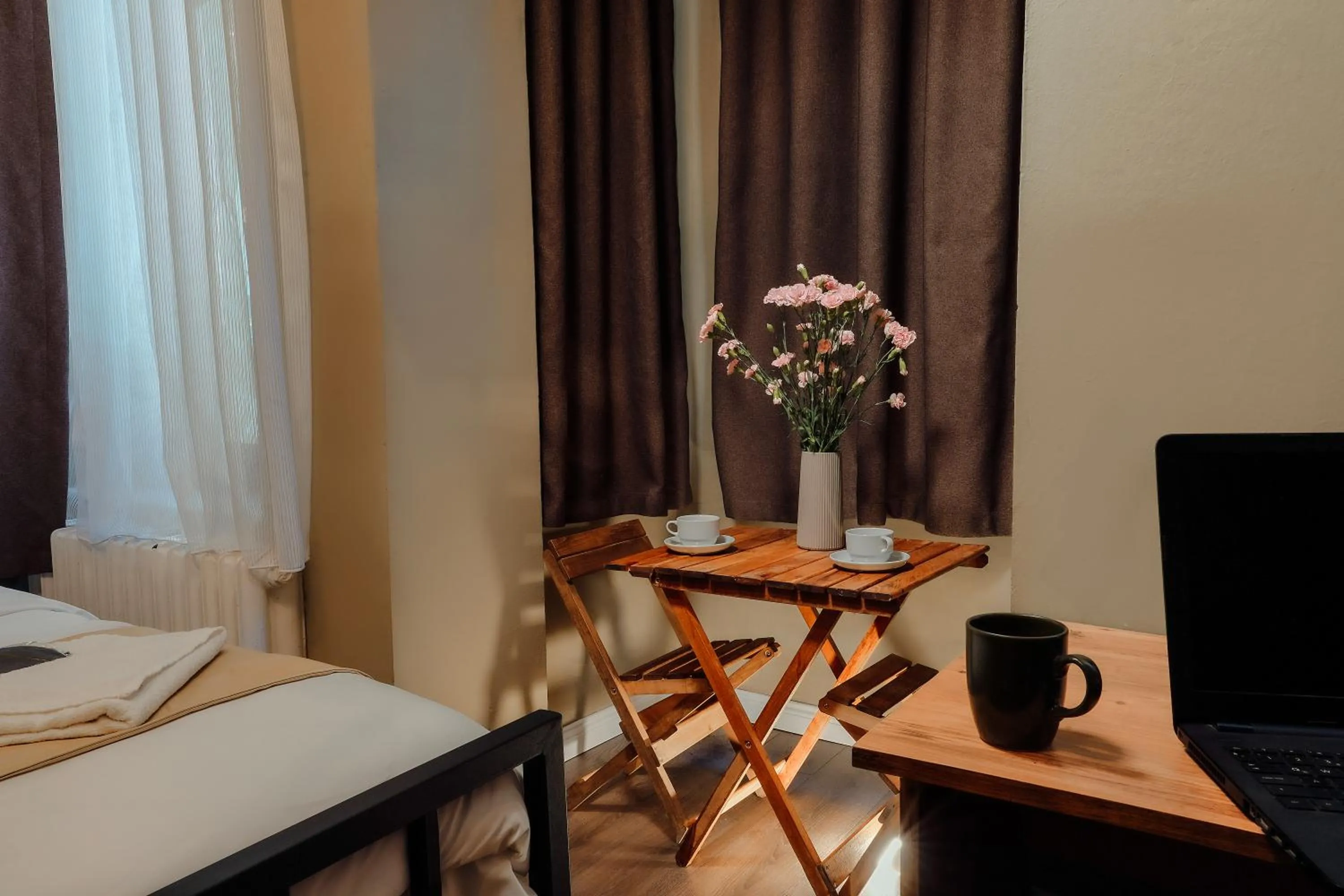 Seating area, Bed in THE BEYBÛN HOTEL İstiklal Street Taksim