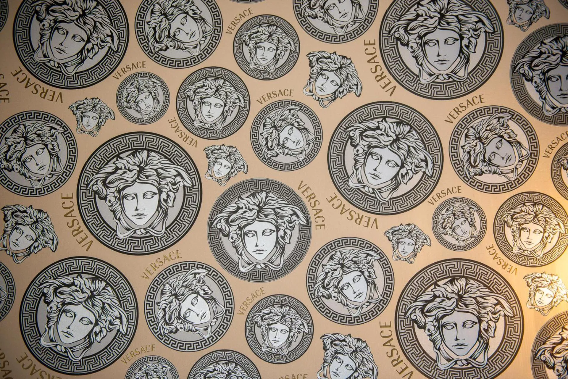 Decorative detail in Bosuns Chair