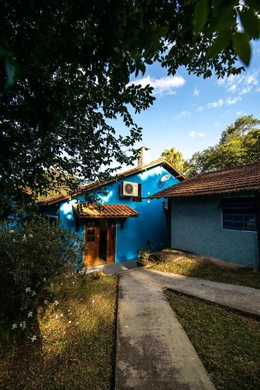 Property building in Pousada Paris Hostelli