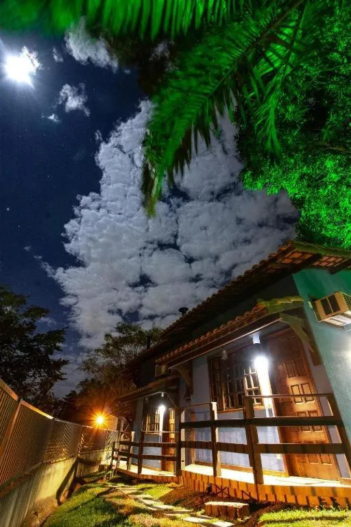 Property building in Pousada Paris Hostelli