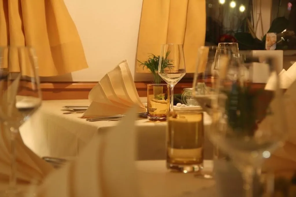 Restaurant/places to eat in Boutique- und Businesshotel Herrenküferei