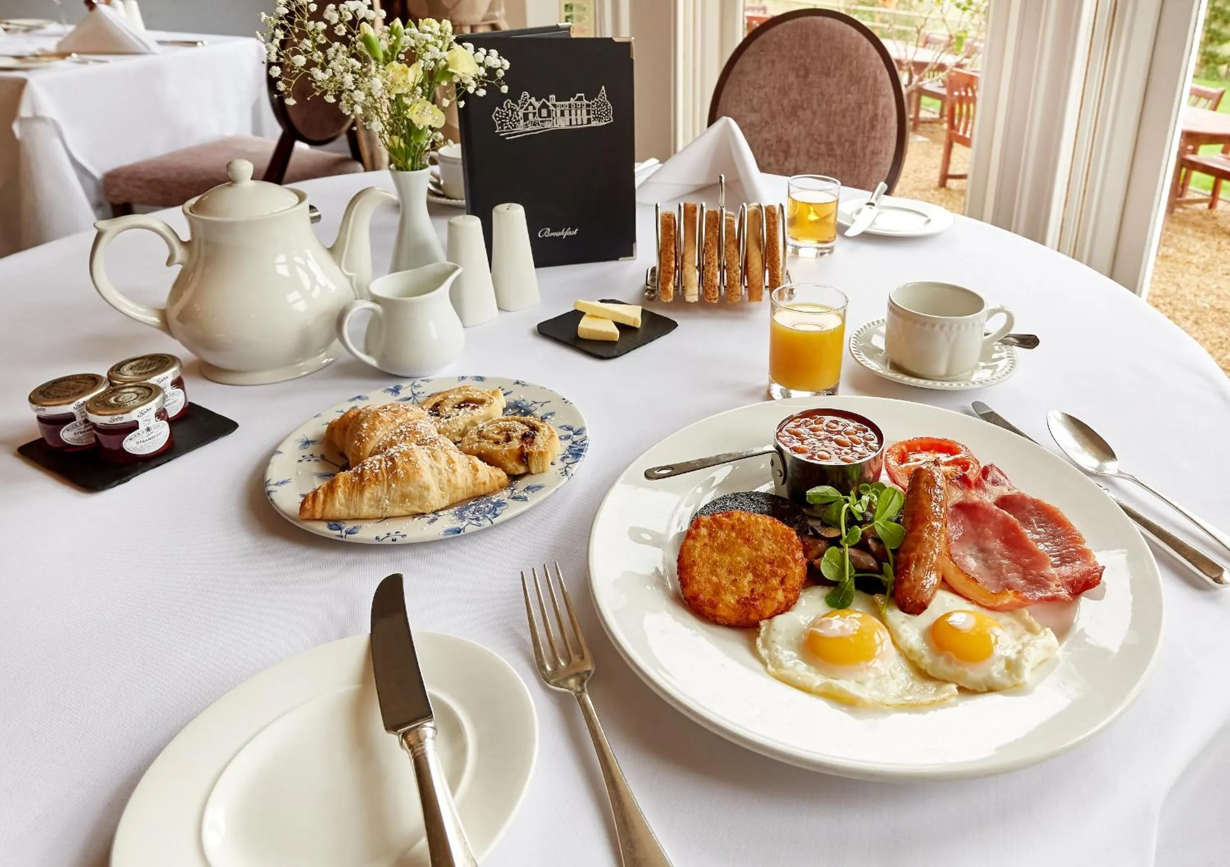 Restaurant/places to eat in Flitwick Manor Hotel