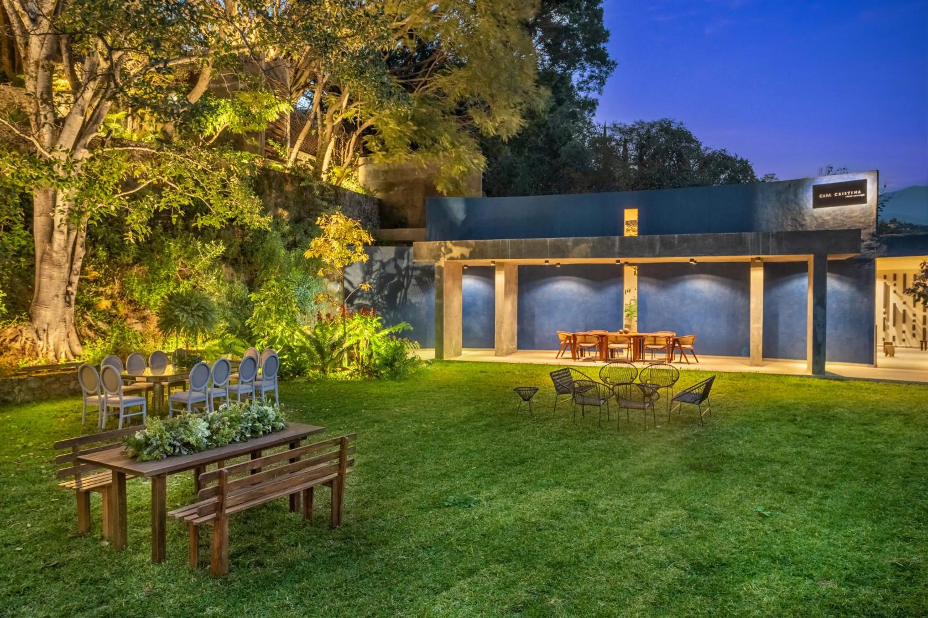 Garden in Casa Cristina Fresh Boutique Hotel