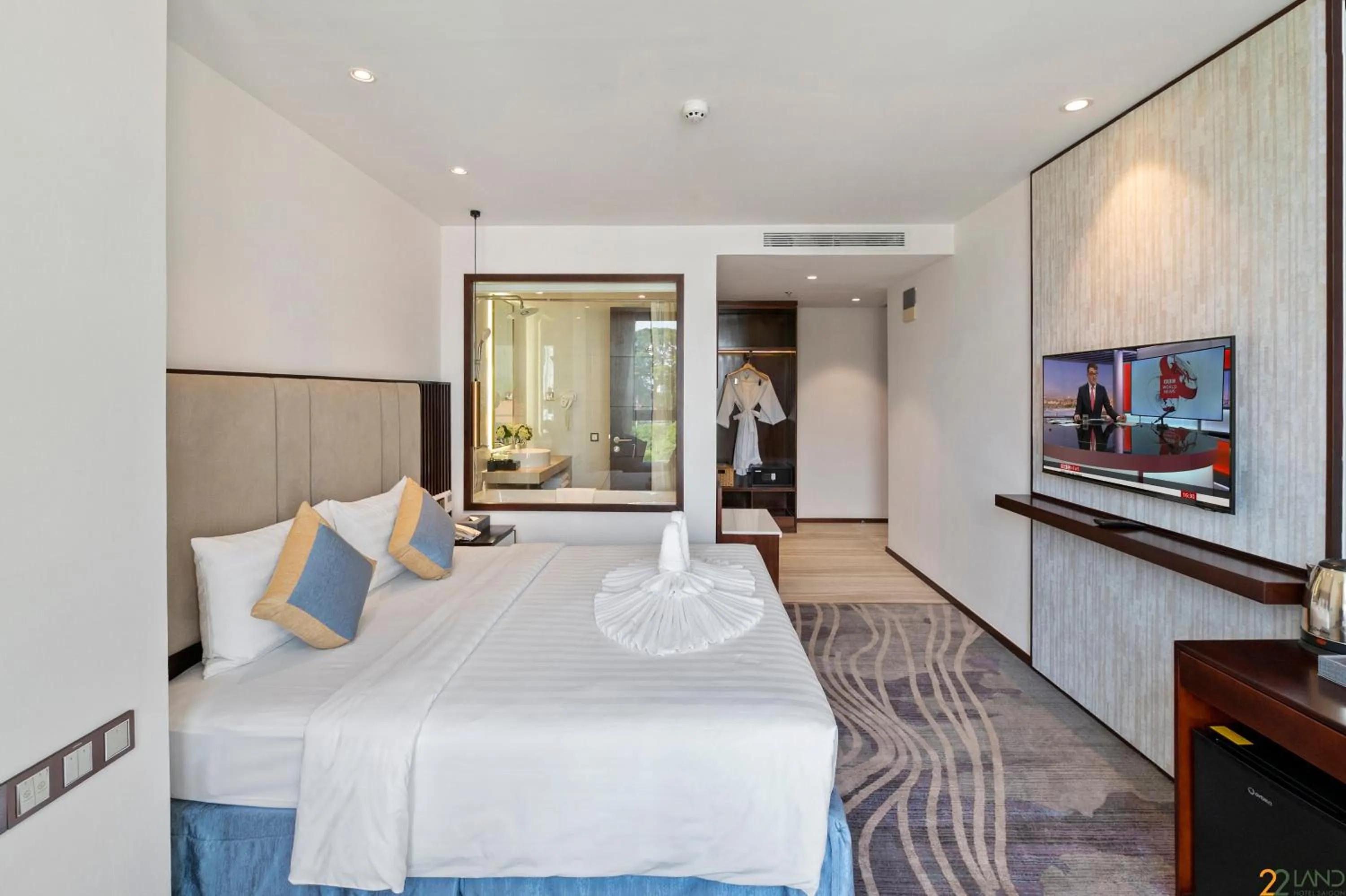 Bed in 22Land Hotel Saigon