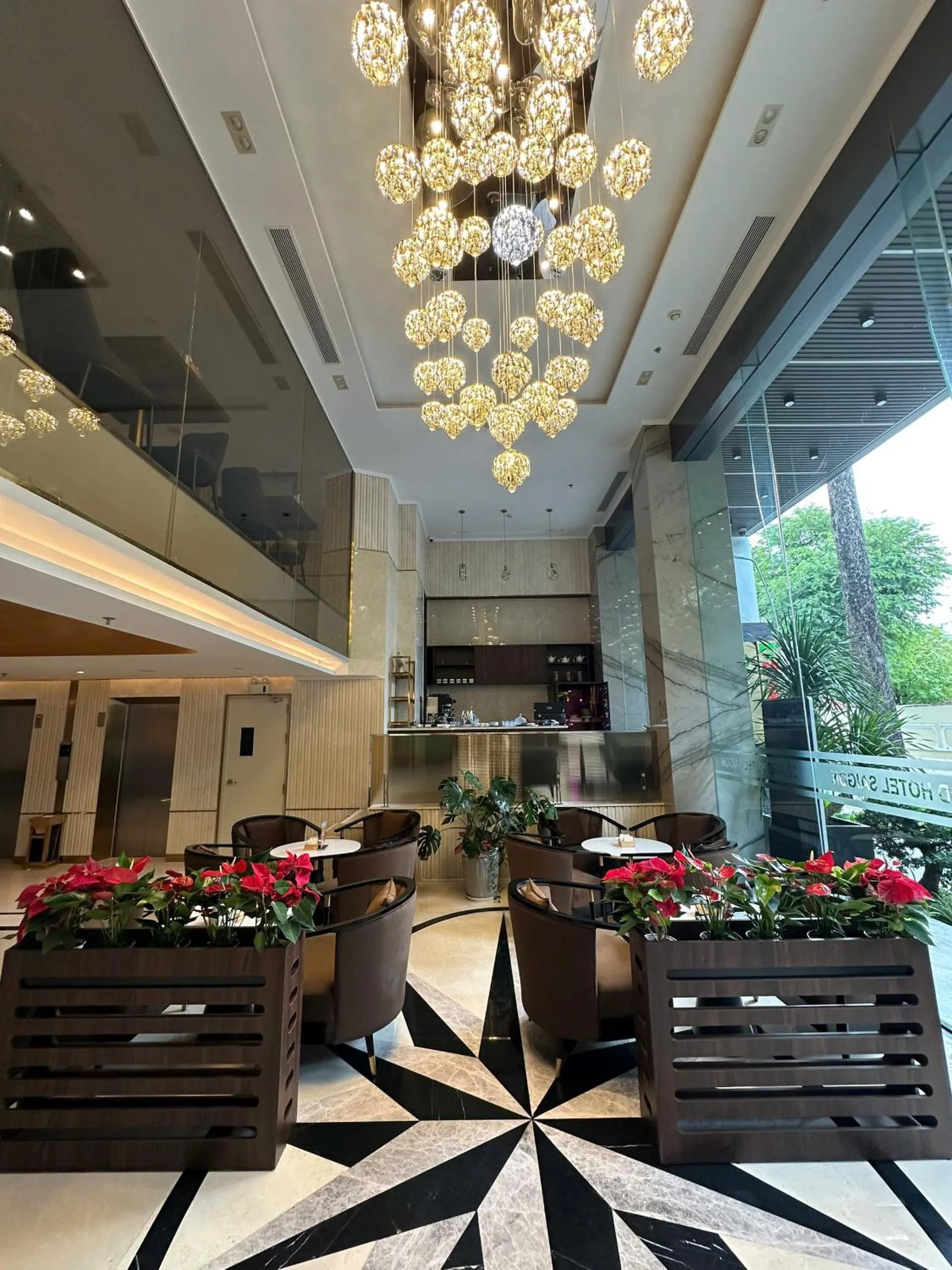 Restaurant/places to eat in 22Land Hotel Saigon
