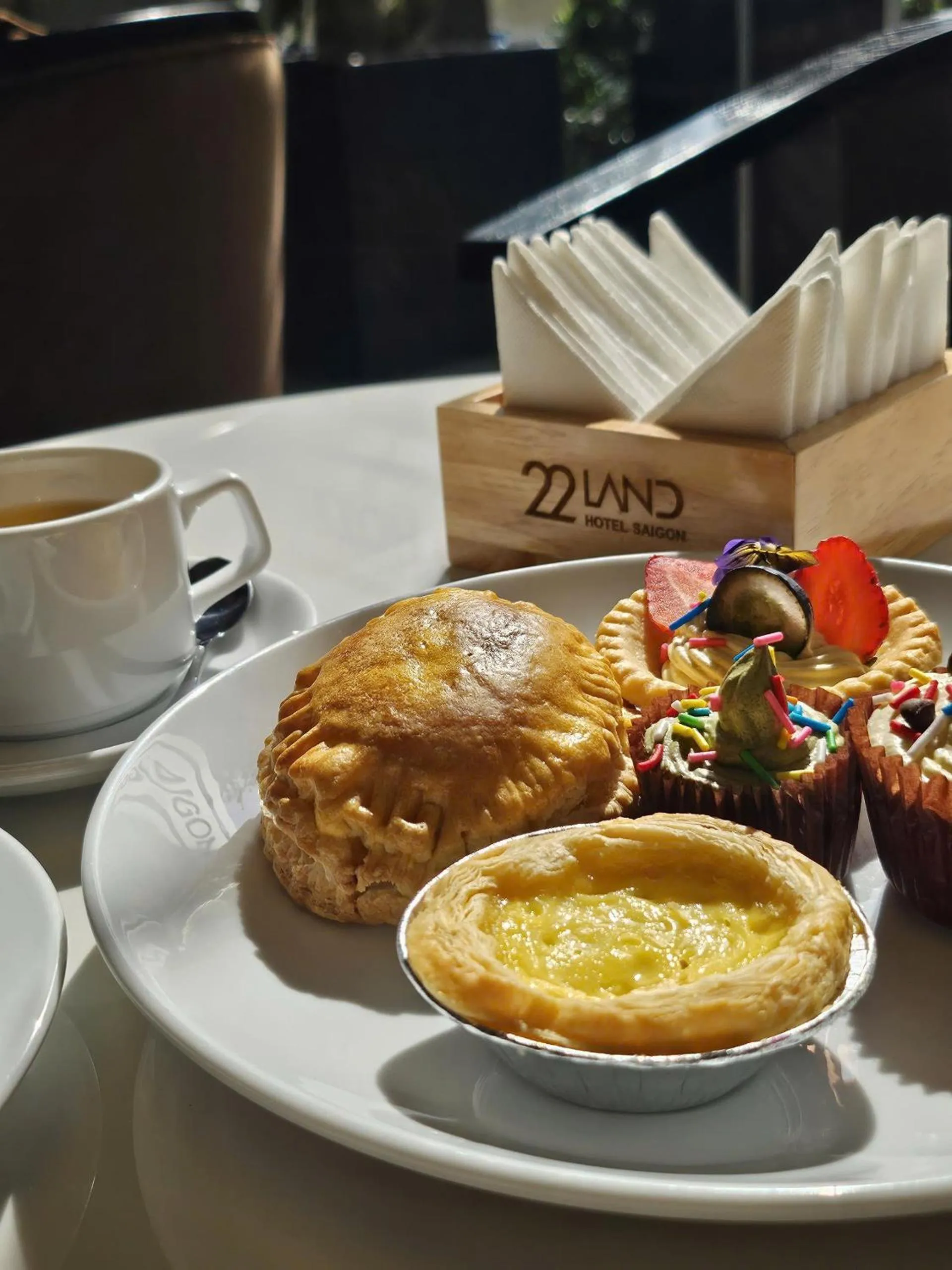 Coffee/tea facilities in 22Land Hotel Saigon