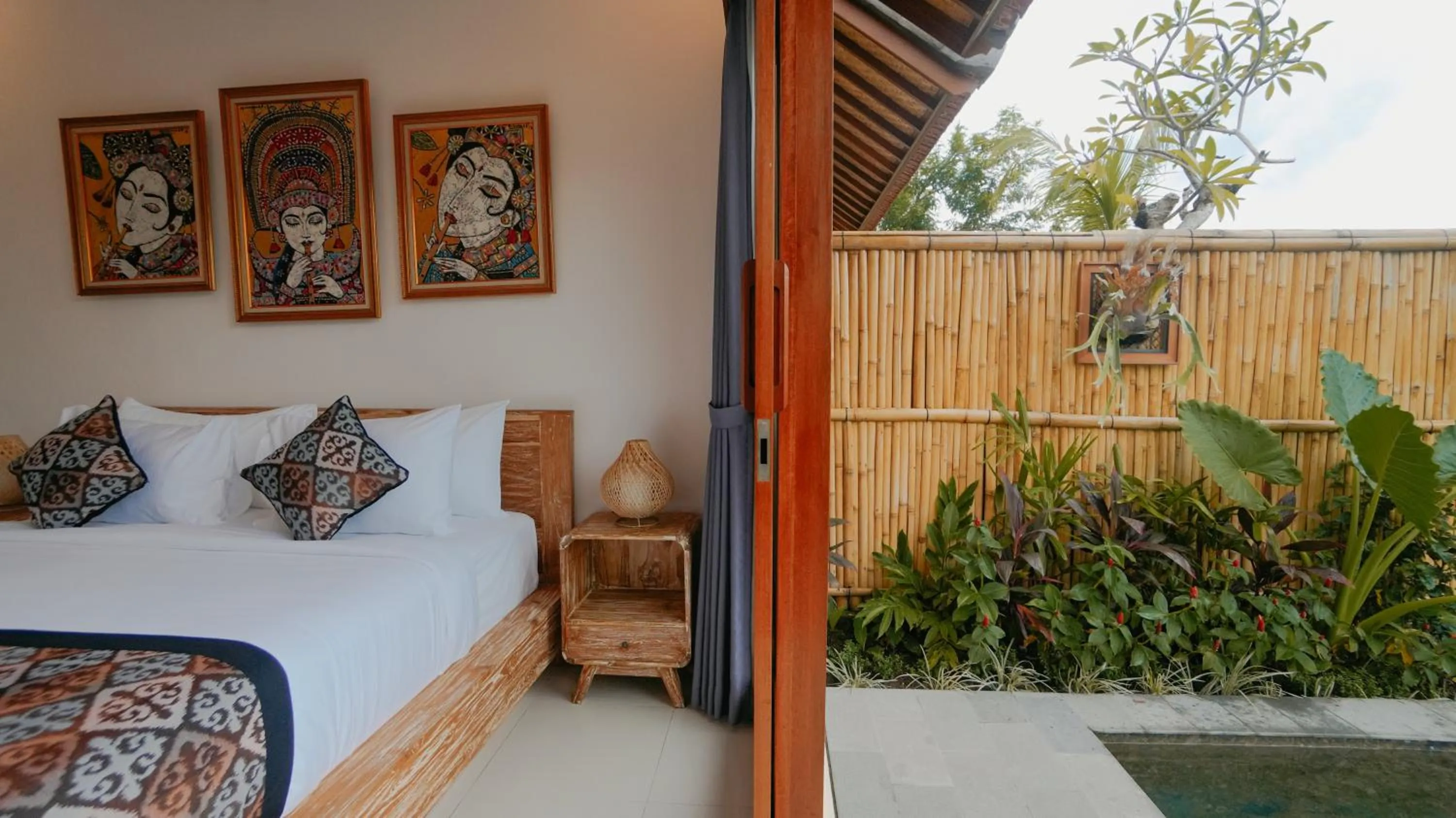 Bedroom, Bed in Uma Rimbun Villa by Dhananjaya Hospitality