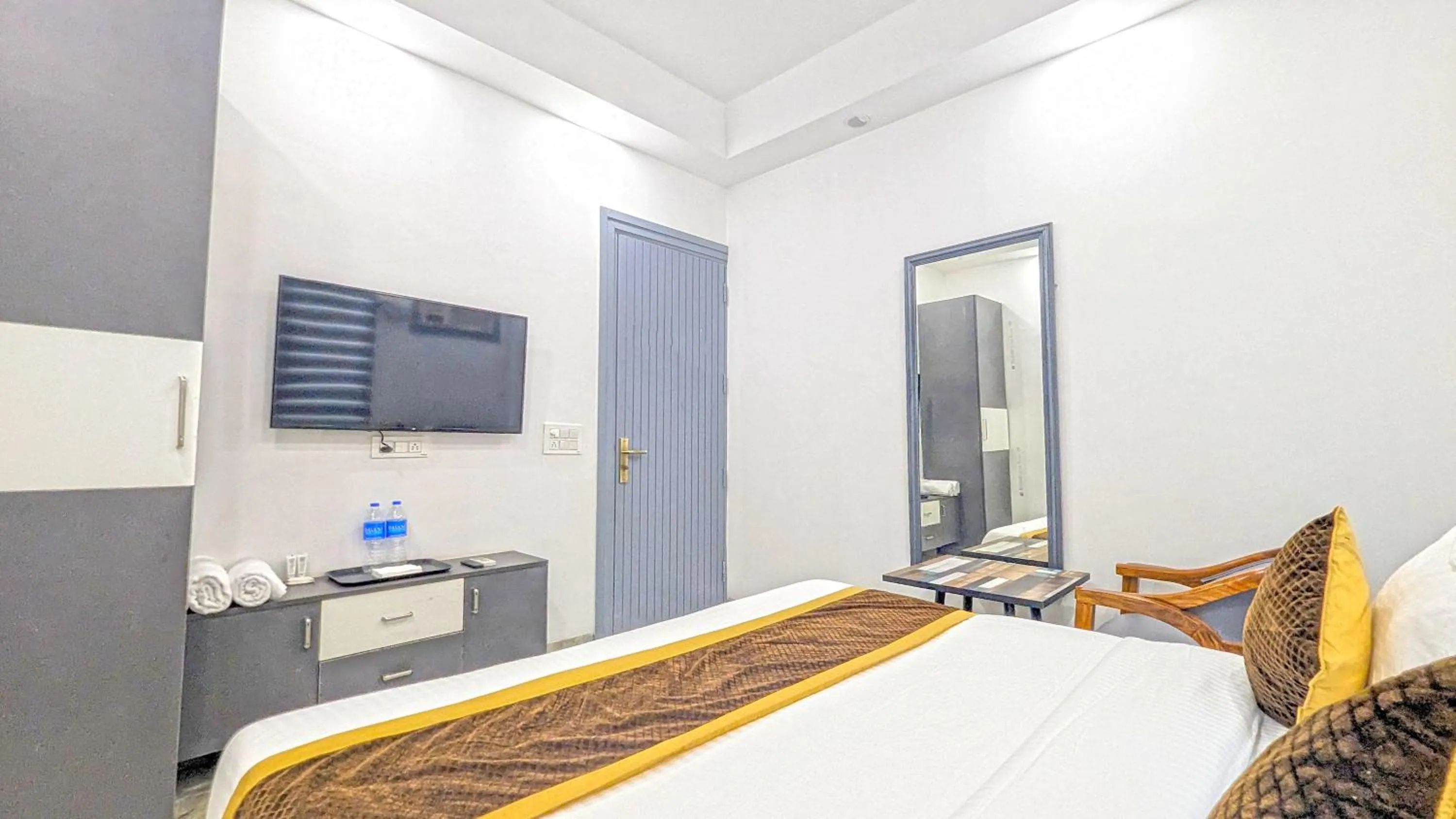 Double Room with Private Bathroom in HOTEL GREEN VEGAS