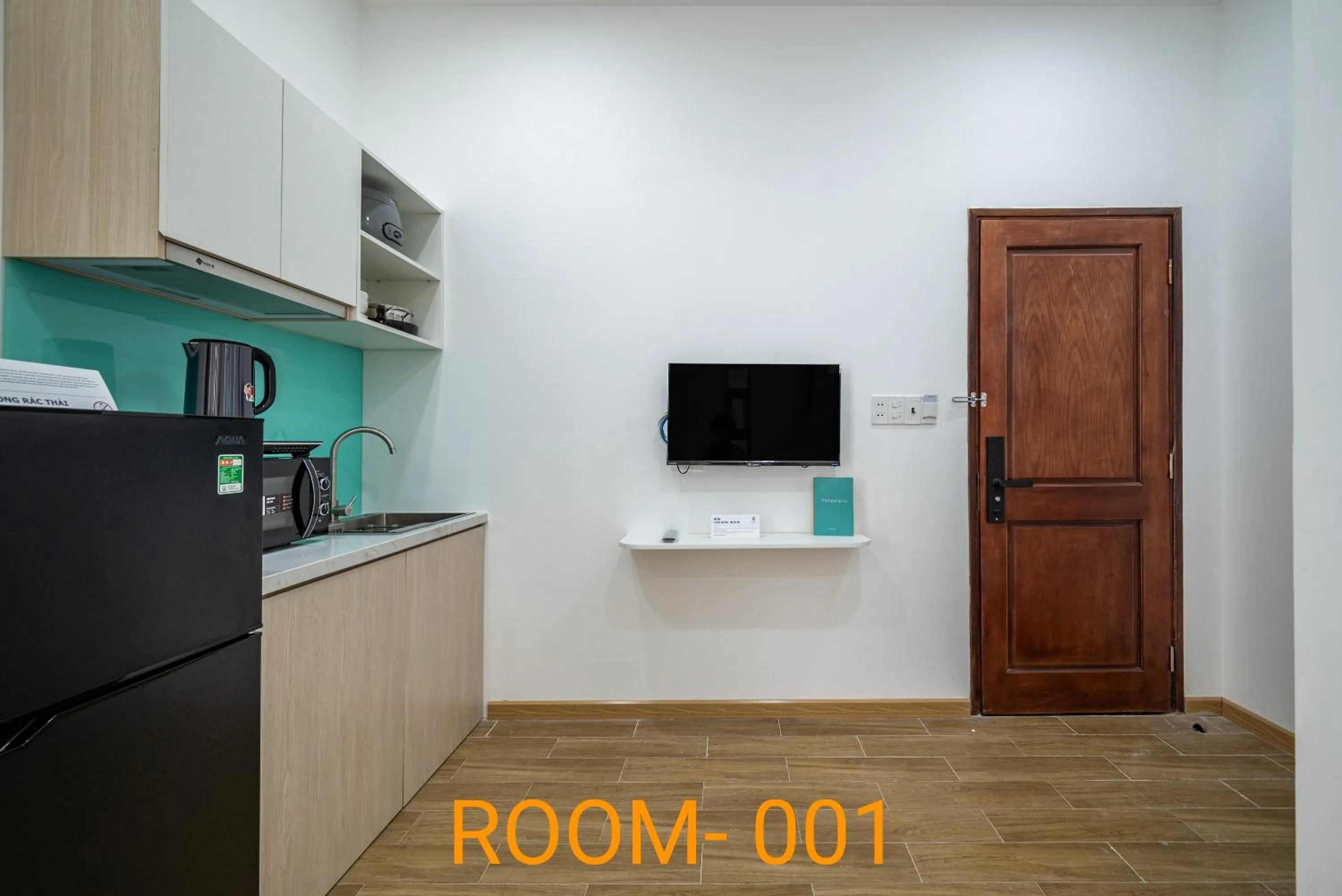 TV and multimedia in Cozrum Homes - Selina Residence