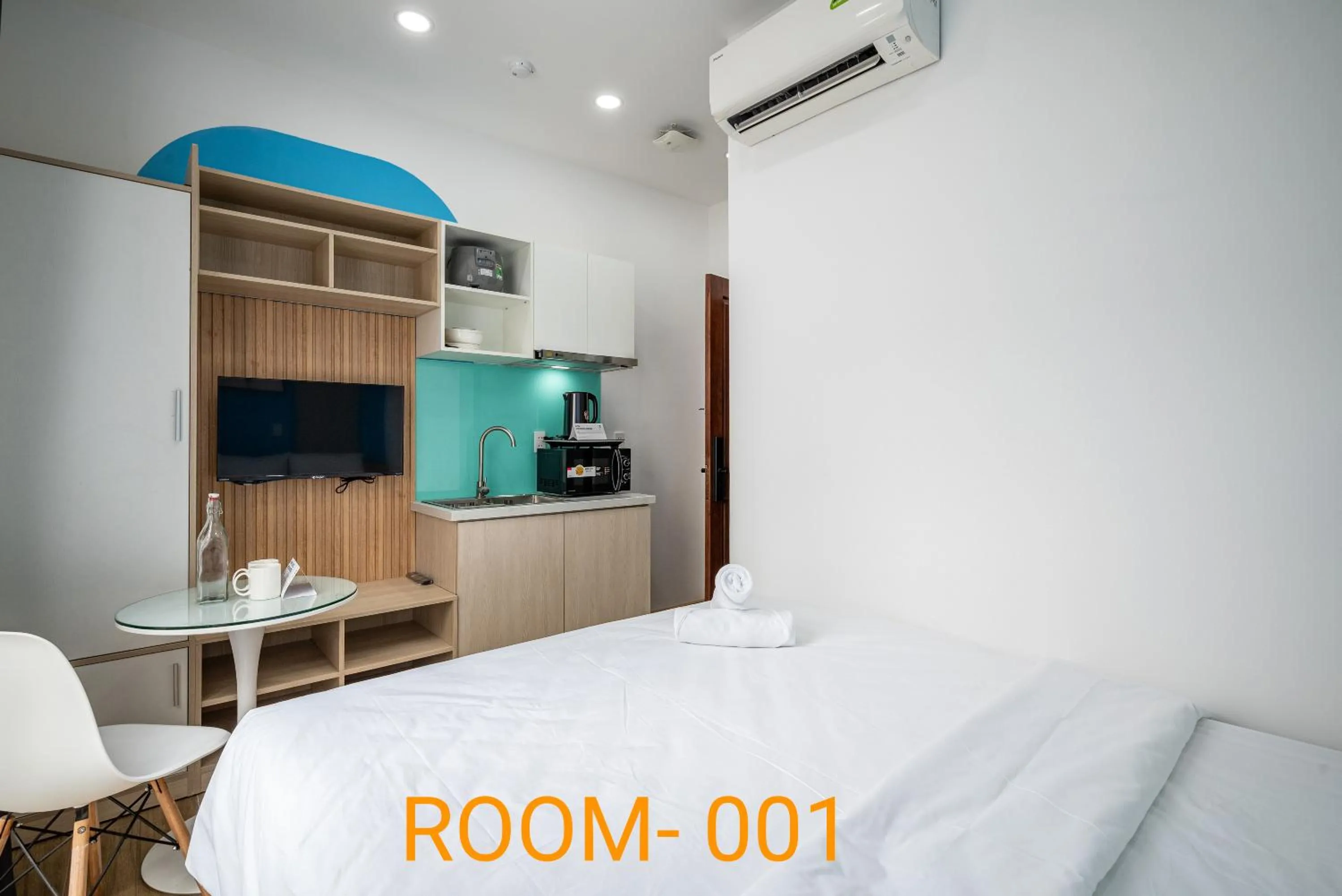 TV and multimedia, Bed in Cozrum Homes - Selina Residence