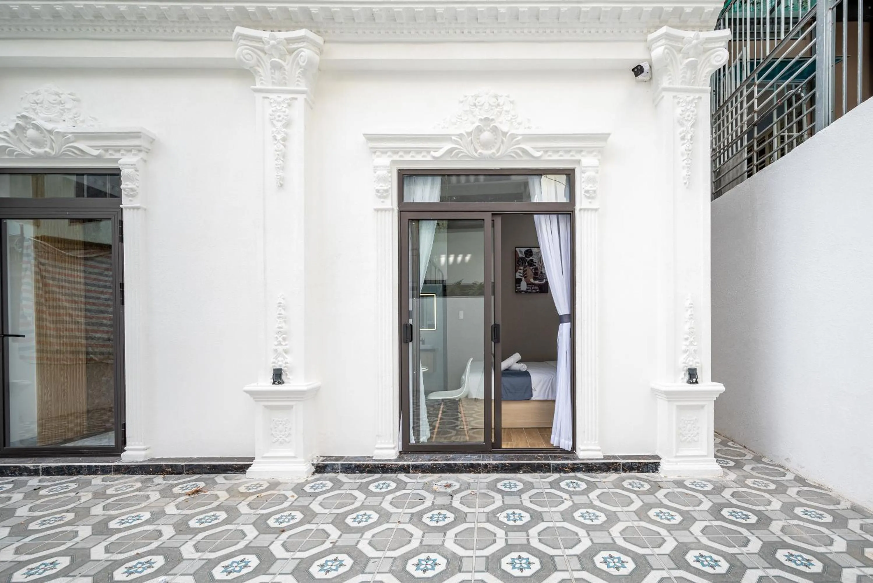 Inner courtyard view in Cozrum Homes - Selina Residence