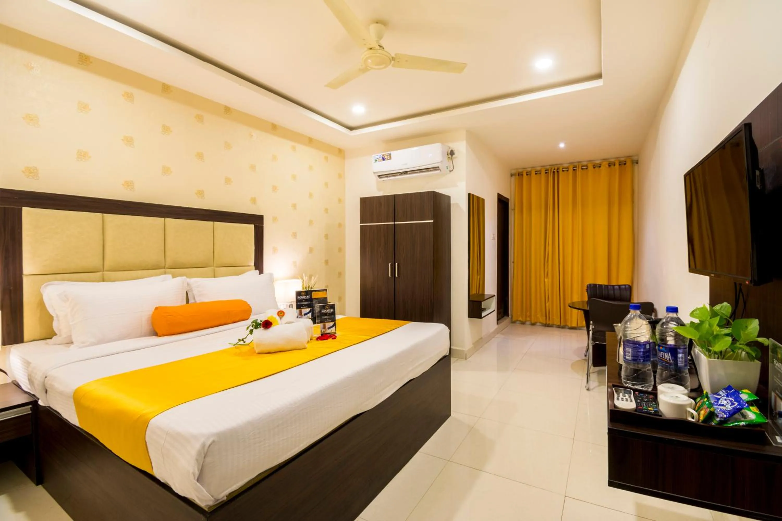Bed in Hotel Fortune Hyderabad Airport Zone